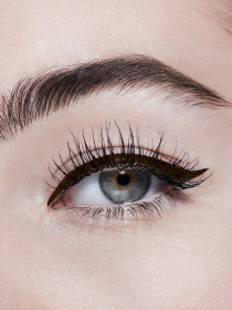 Підводка з пензлем Liner Pinceau BOURJOIS модель 3614228411639 Фото