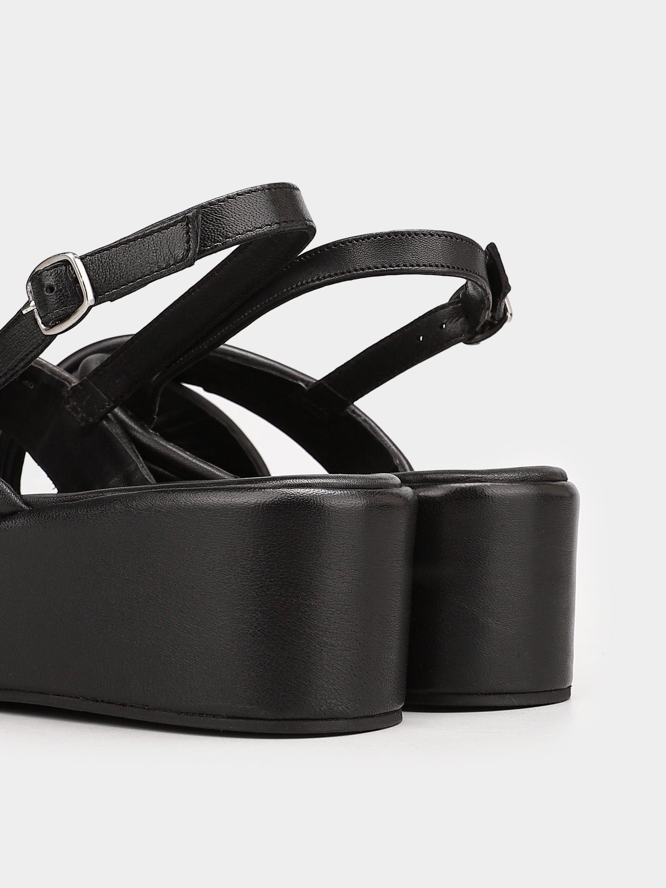 Босоножки Braska модель 411-3720/101 Фото