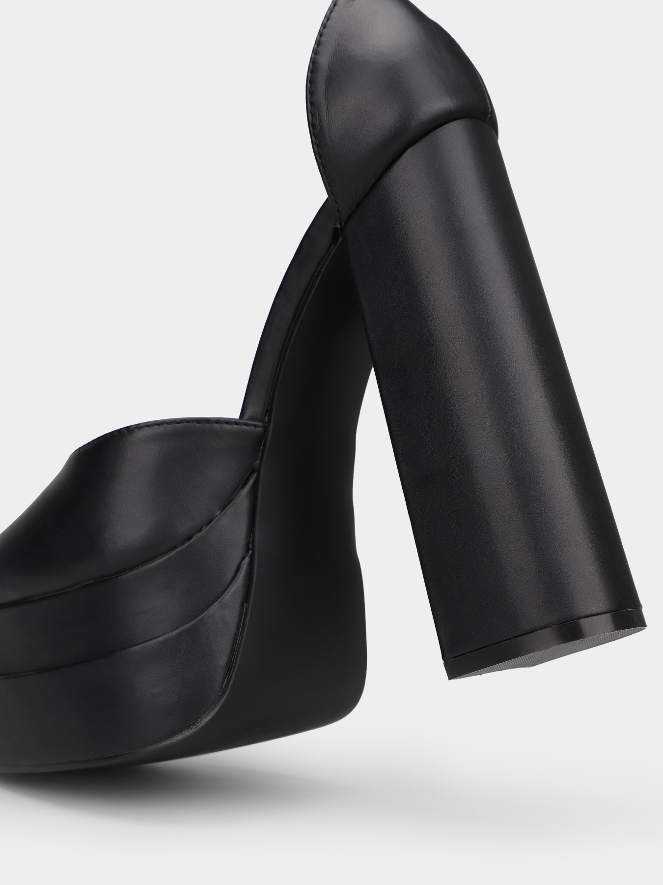 Босоножки Braska модель 613-0119/701 Фото