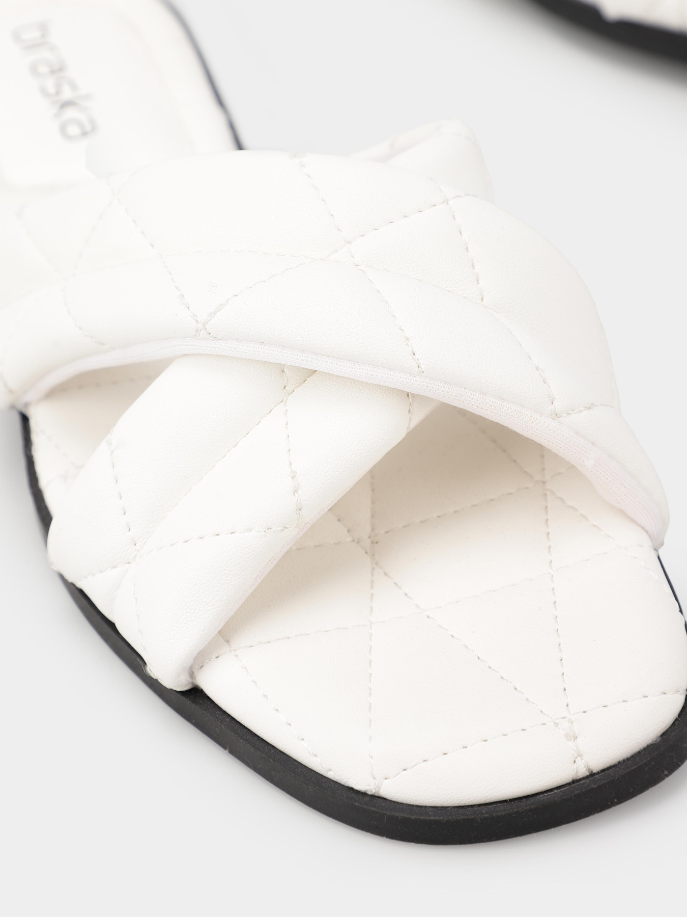 Шлепанцы Braska модель 611-1080/502 Шлепанцы Braska модель 611-1080/502 Фото