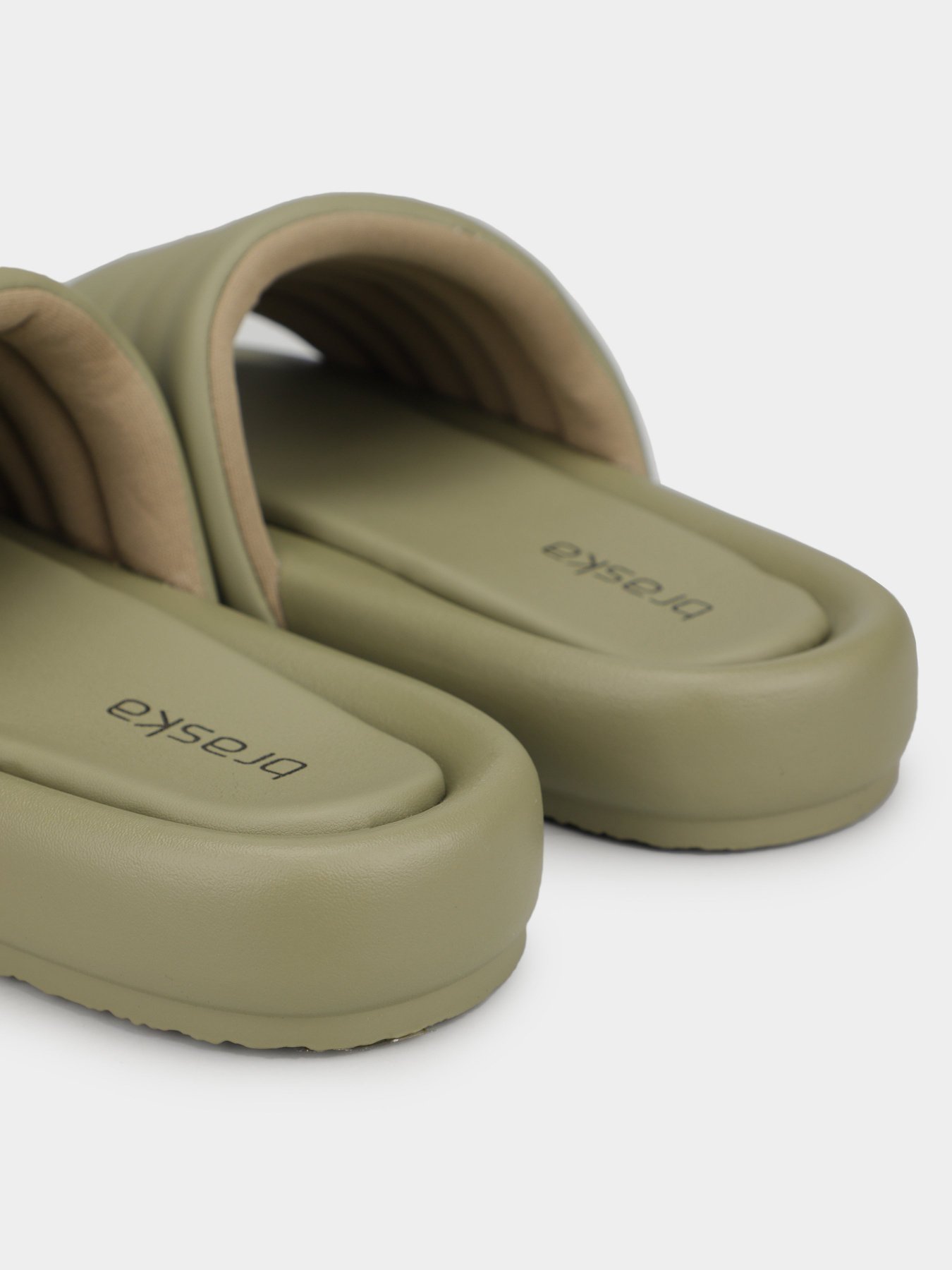 Шлепанцы Braska модель 611-1026/508 Фото