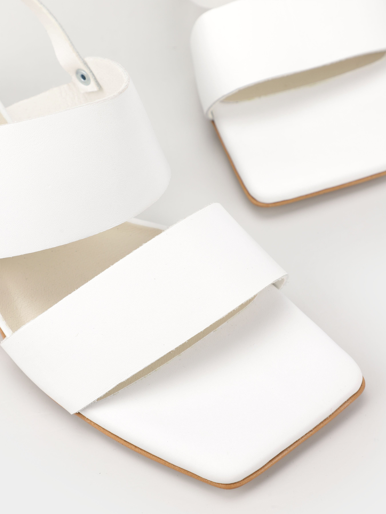 Босоножки Braska модель KO 55.56.156 Фото