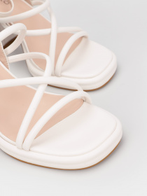 Босоножки Braska модель 812-21563/702 Фото