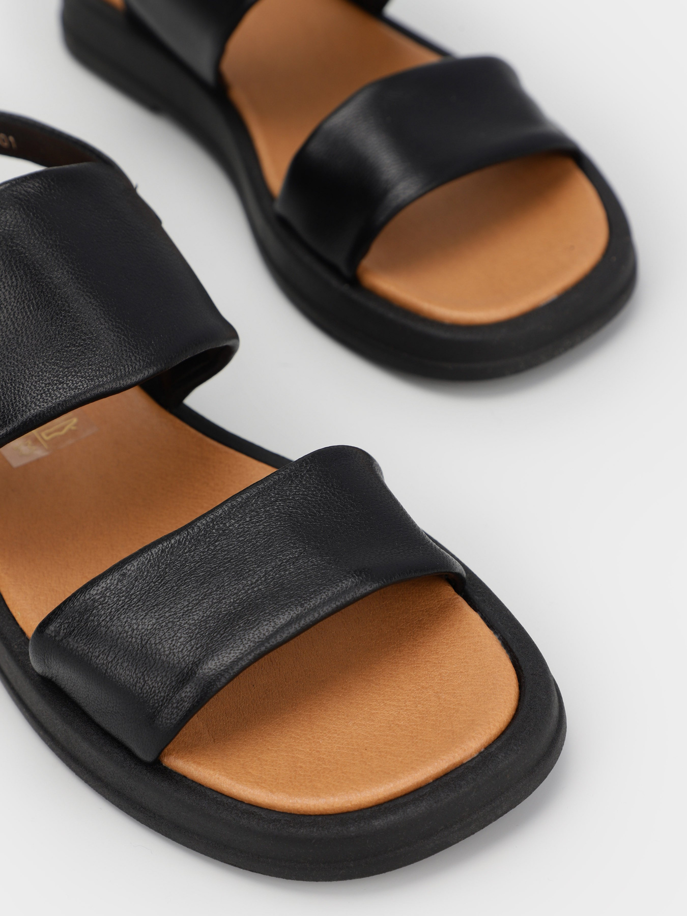 Босоножки Braska модель 811-3023/101 Фото