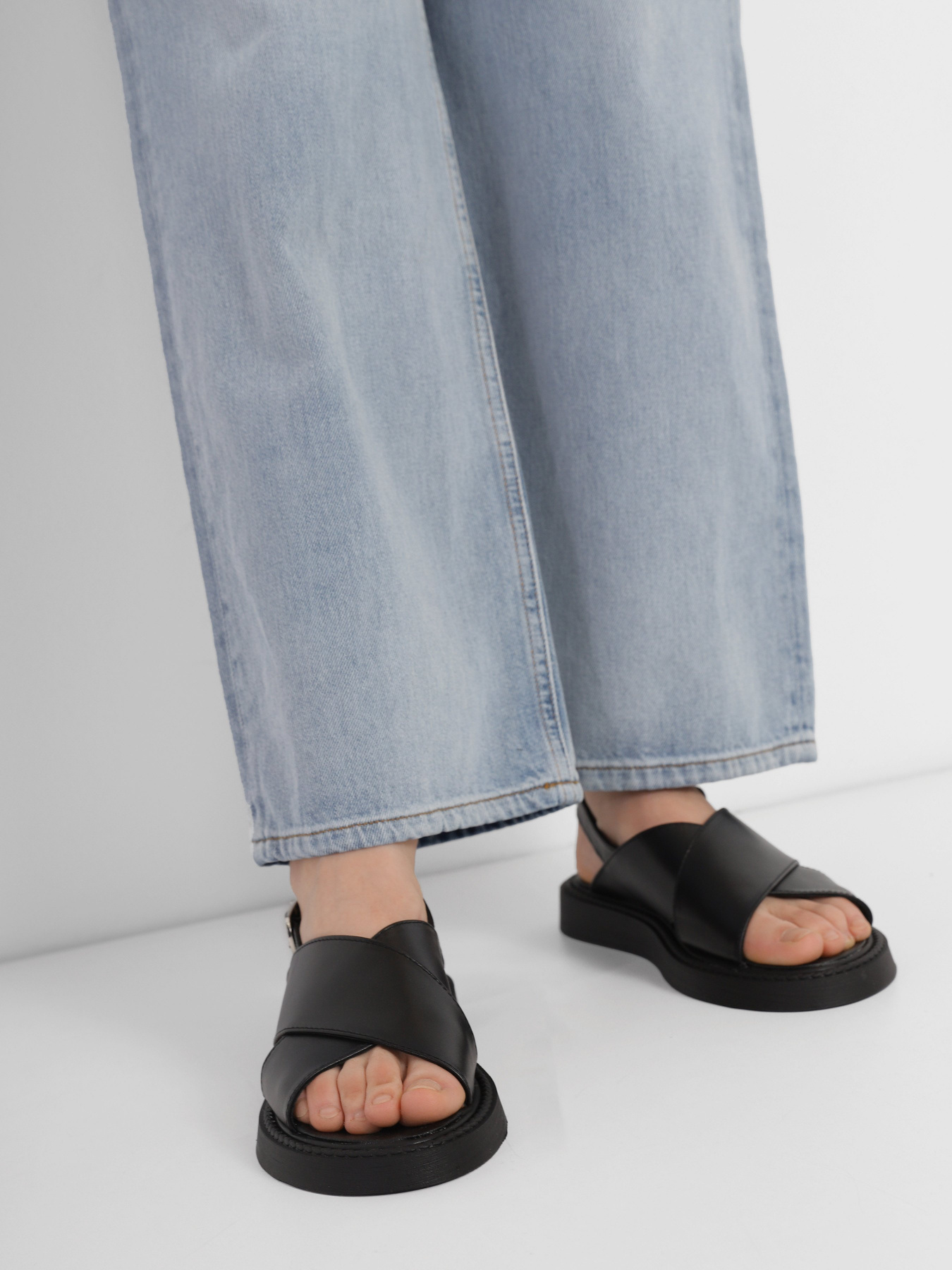 Босоножки Braska модель 811-0826/101 Фото