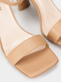 Босоніжки Braska модель 111-2651/104 Фото