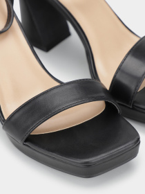 Босоніжки Braska модель 111-0080/701 Фото