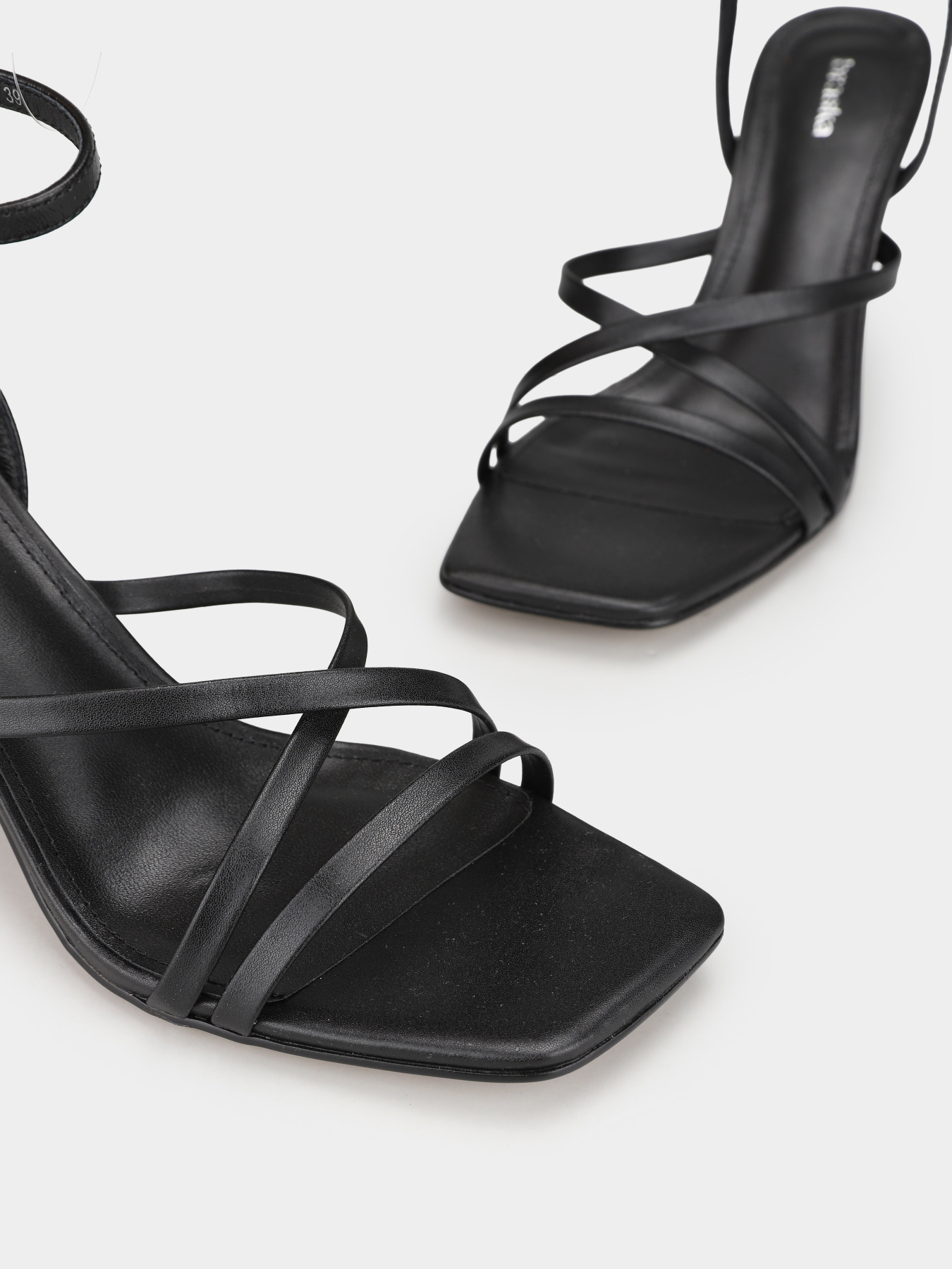 Босоніжки Braska модель 511-3742/101 Босоніжки Braska модель 511-3742/101 Фото