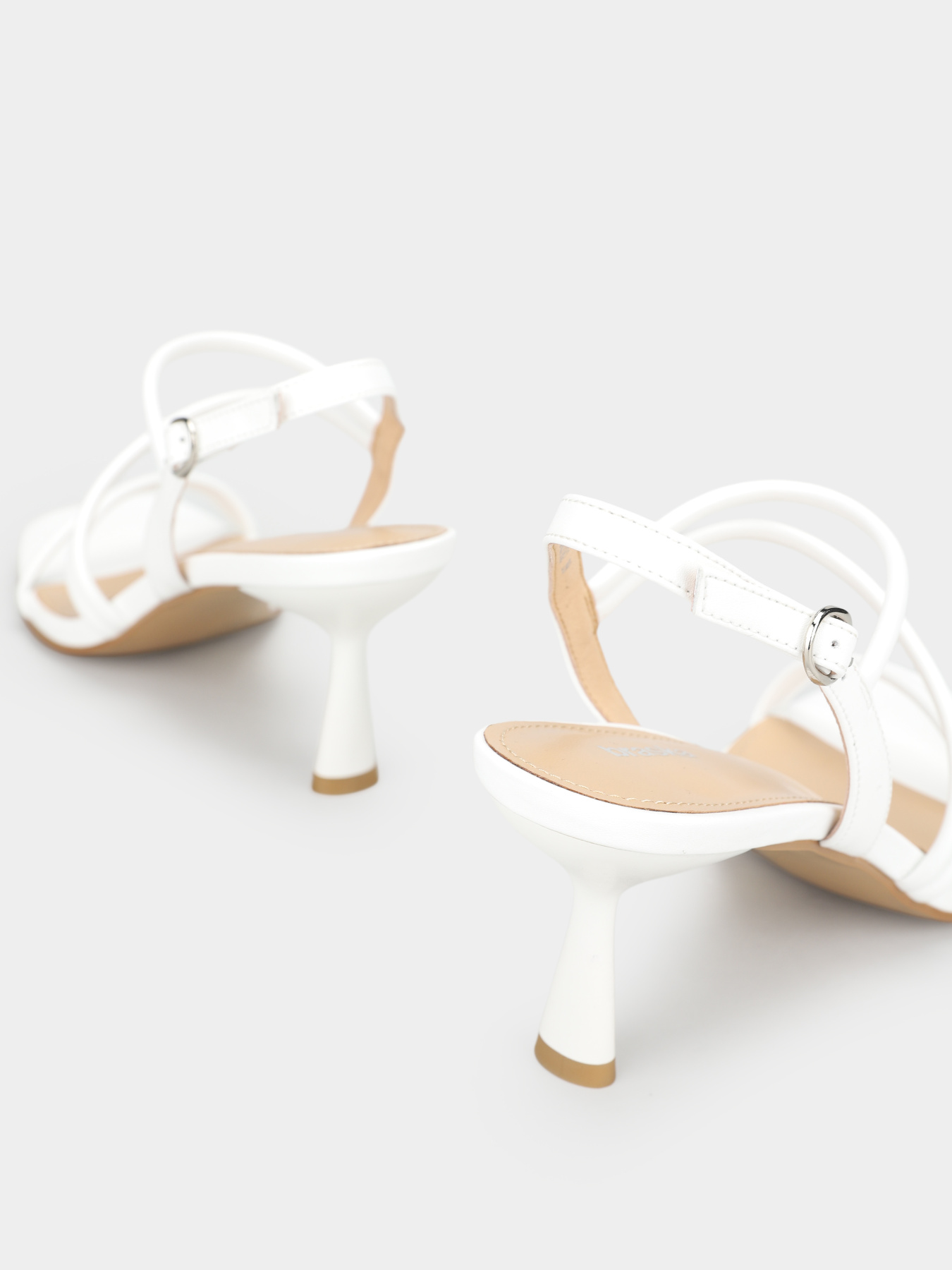 Босоніжки Braska модель 511-5000/102 Фото