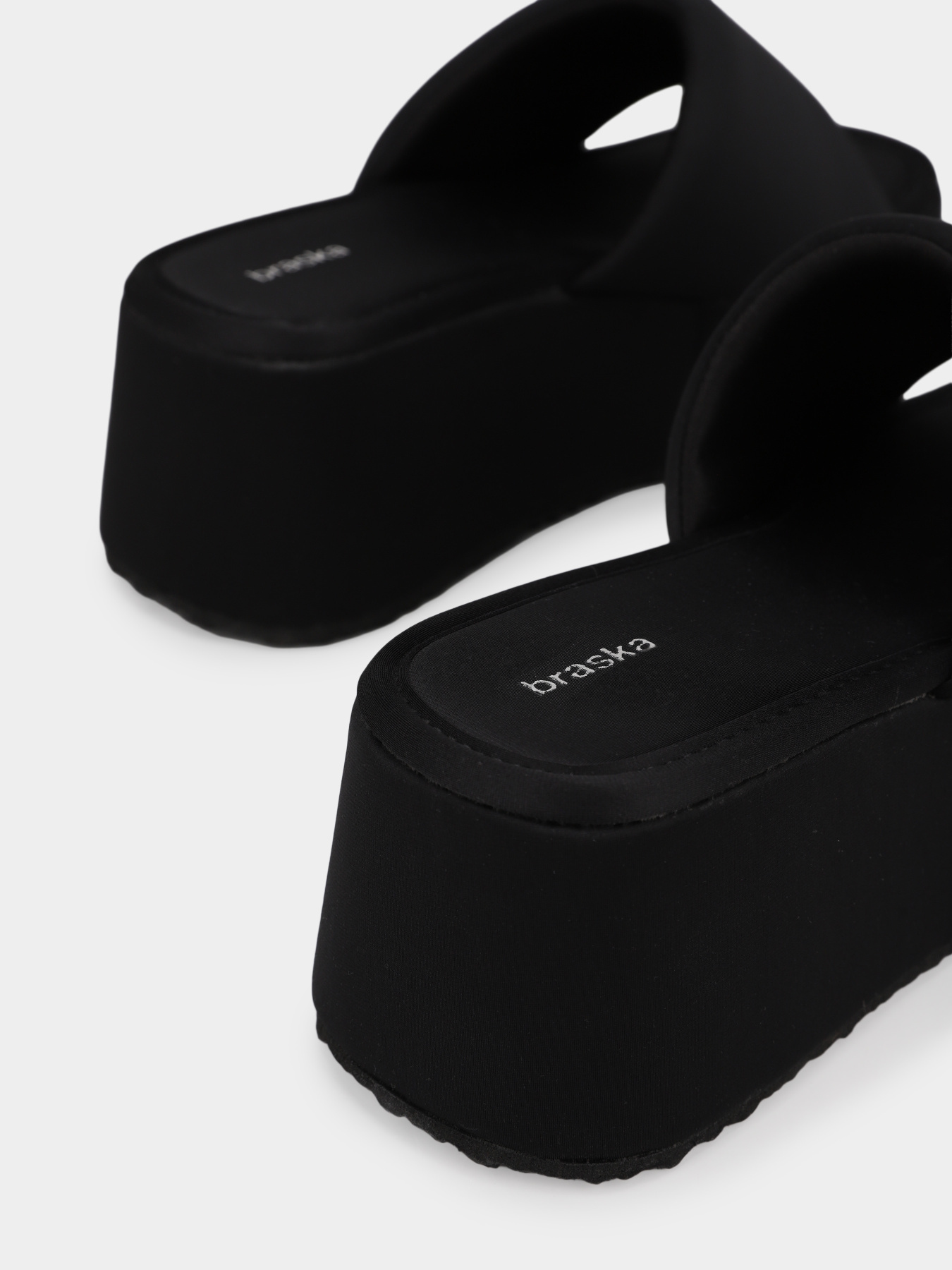 Шлепанцы Braska модель 511-0628/301 Фото