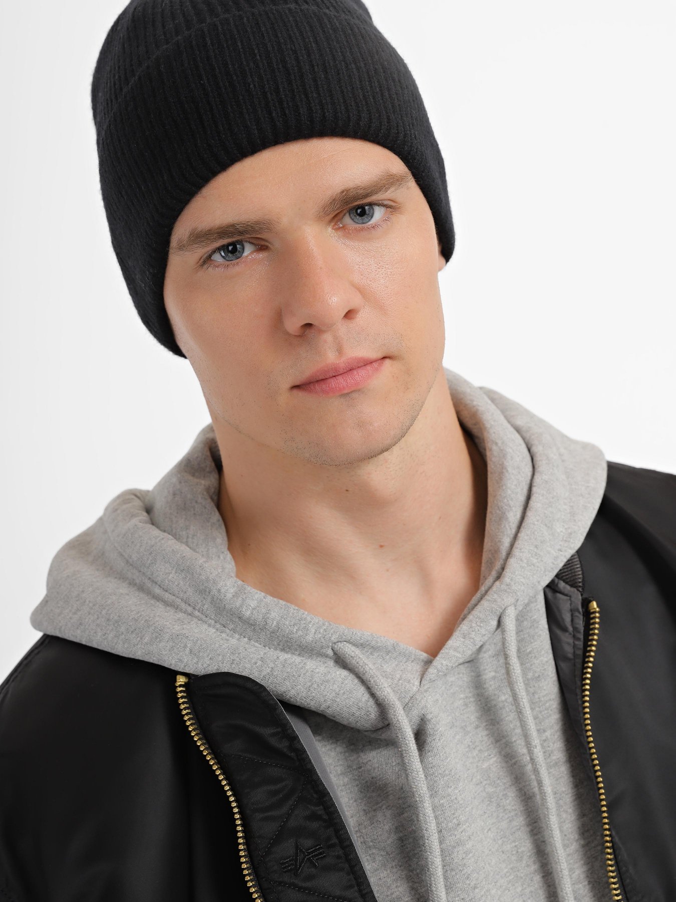 Шапка Braska модель 92-0085/401 Фото