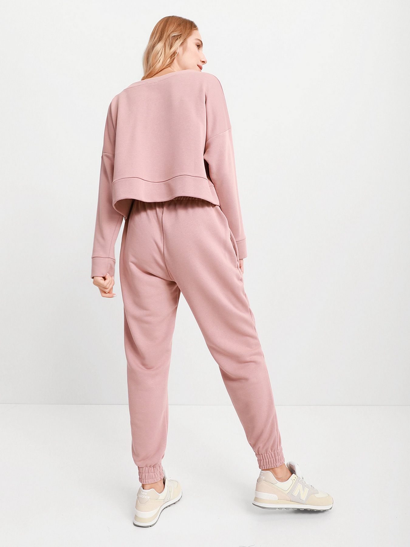 Спортивный костюм Braska модель КМ-2145-21 Спортивный костюм Braska модель КМ-2145-21 Фото