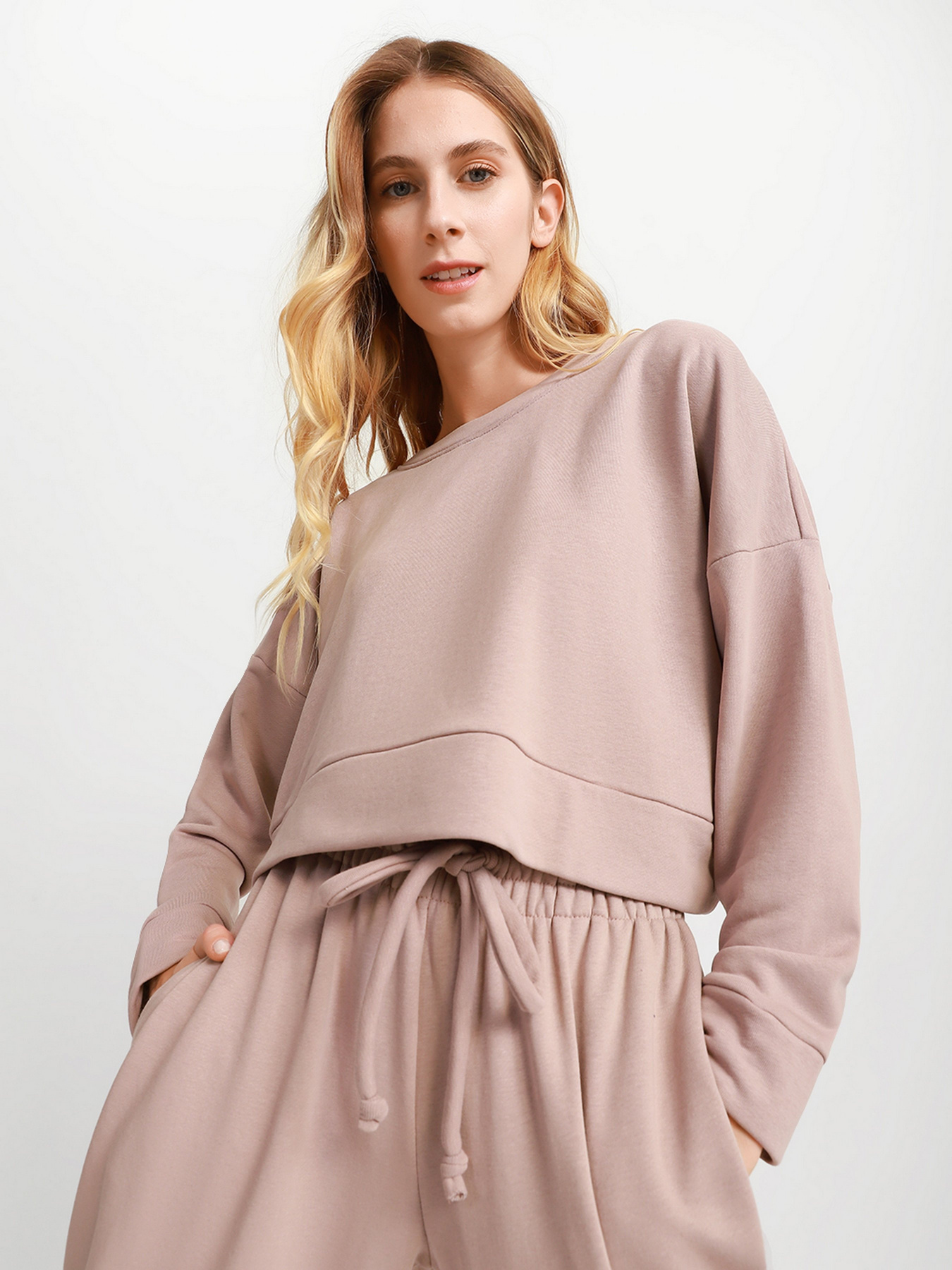 Спортивный костюм Braska модель КМ-2145-10 Спортивный костюм Braska модель КМ-2145-10 Фото