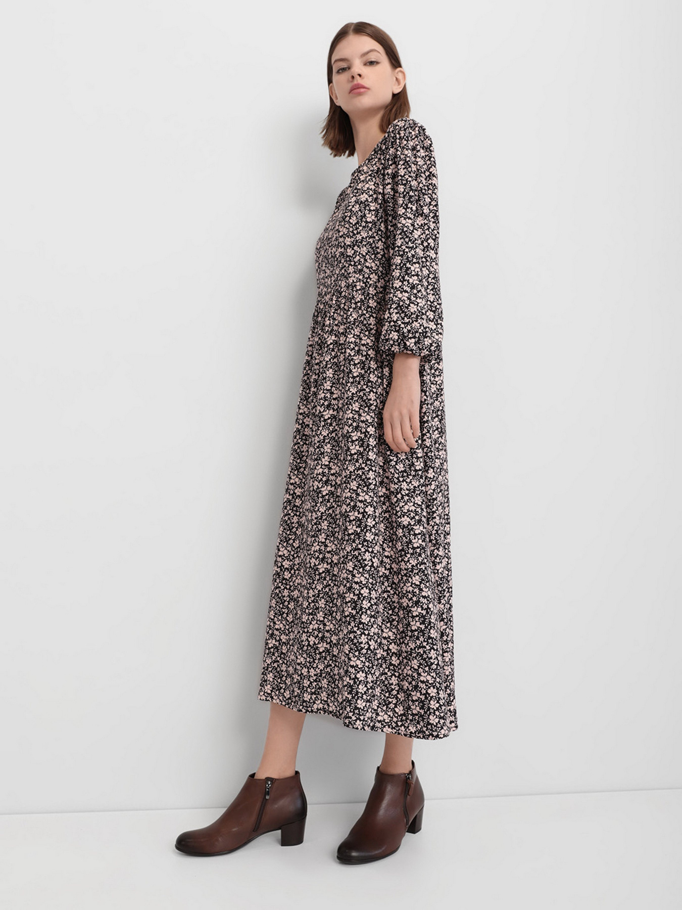 Сукня міді Braska модель 107-498 Сукня міді Braska модель 107-498 Фото