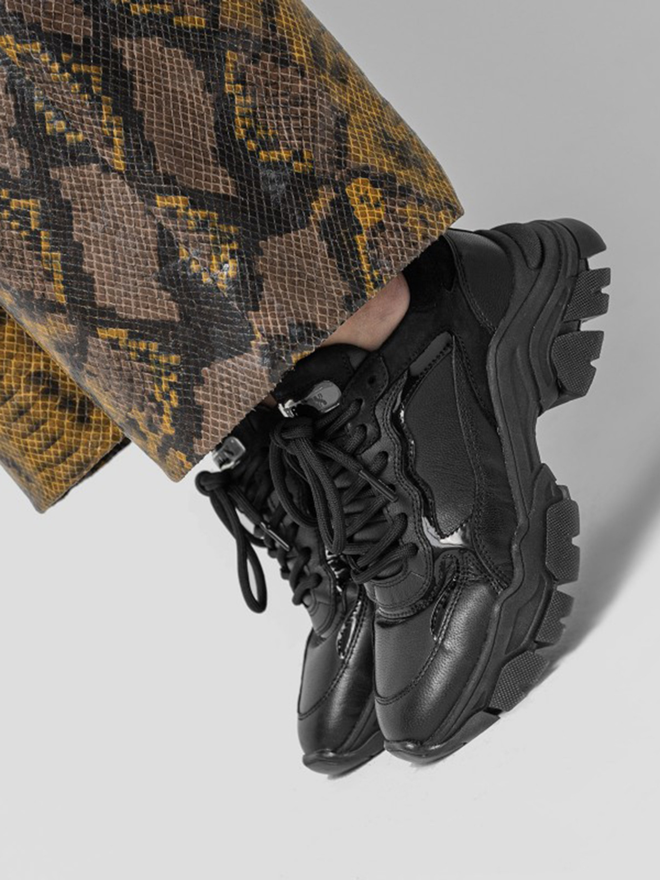 Кроссовки Bronx модель 66366-AP-01 Фото