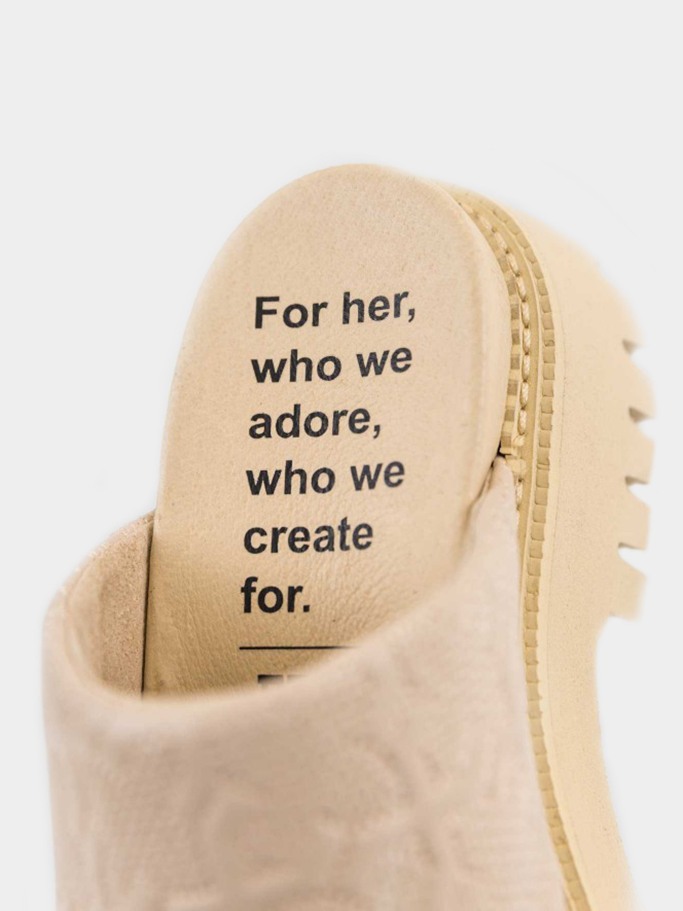 Шльопанці Bronx модель 84906-E-25 Фото