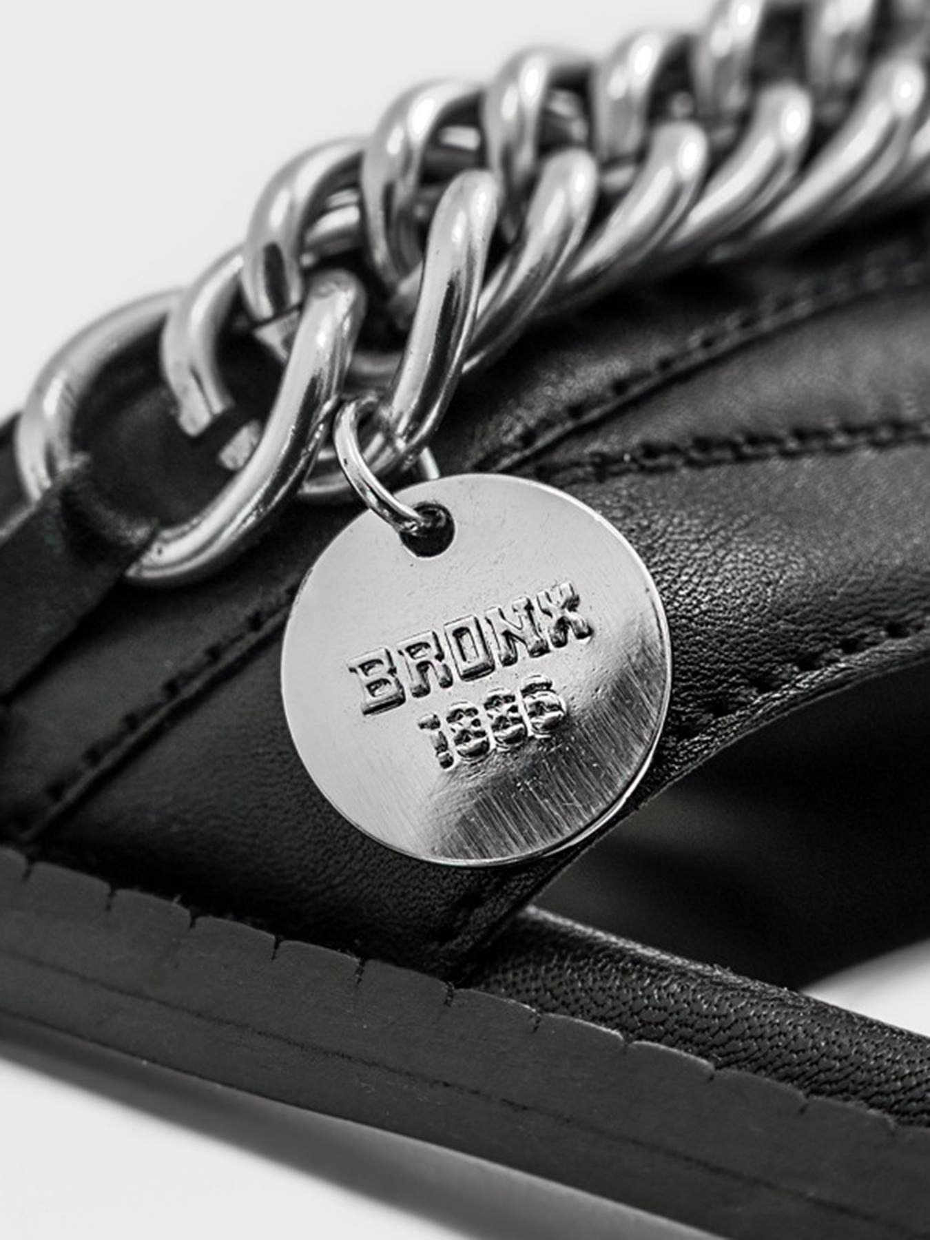 Вьетнамки Bronx модель 84900-G-01 Фото