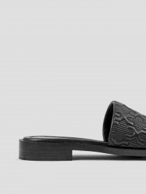 Шлепанцы Bronx модель 84902-DE-01 Фото