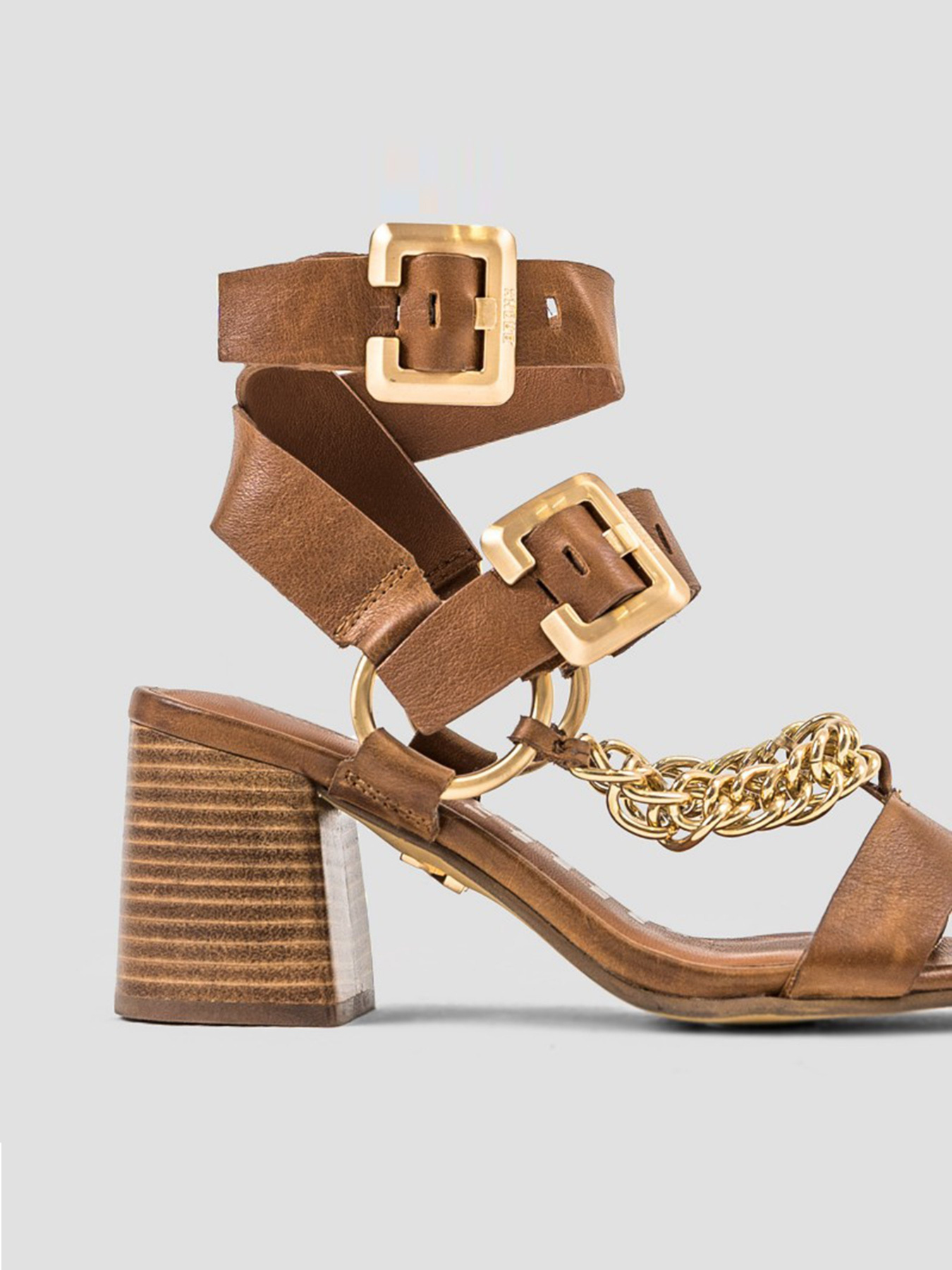 Босоніжки Bronx модель 84913-J-21 Фото