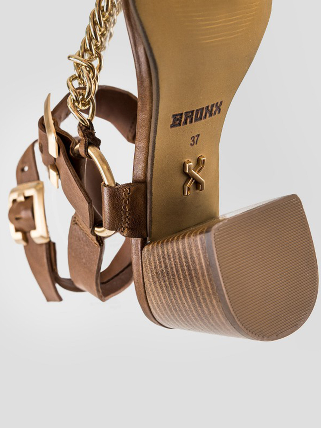 Босоніжки Bronx модель 84913-J-21 Фото