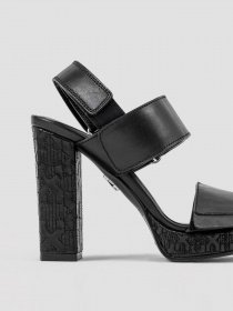 Босоніжки Bronx New-Renee модель 84922-GE-01 Босоніжки Bronx New-Renee модель 84922-GE-01 Фото