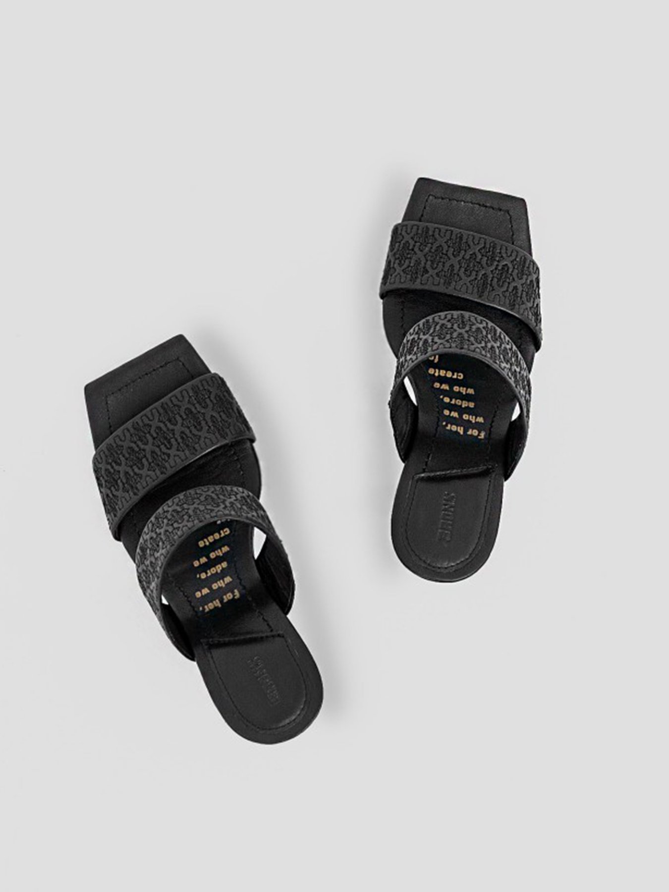 Мюли Bronx модель 84876-DE-01 Фото