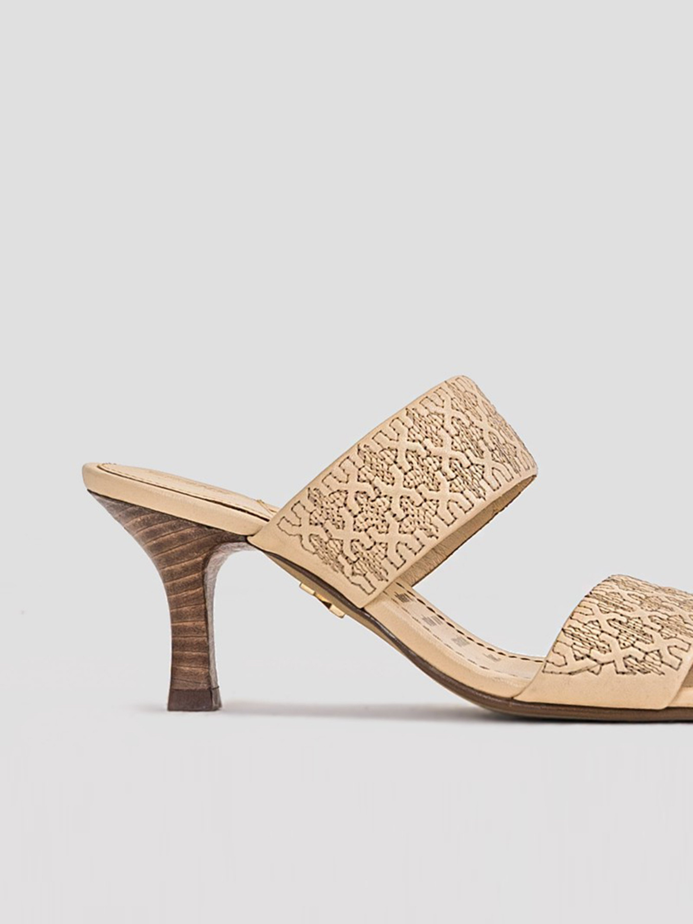 Сабо Bronx модель 84876-DE-25 Фото