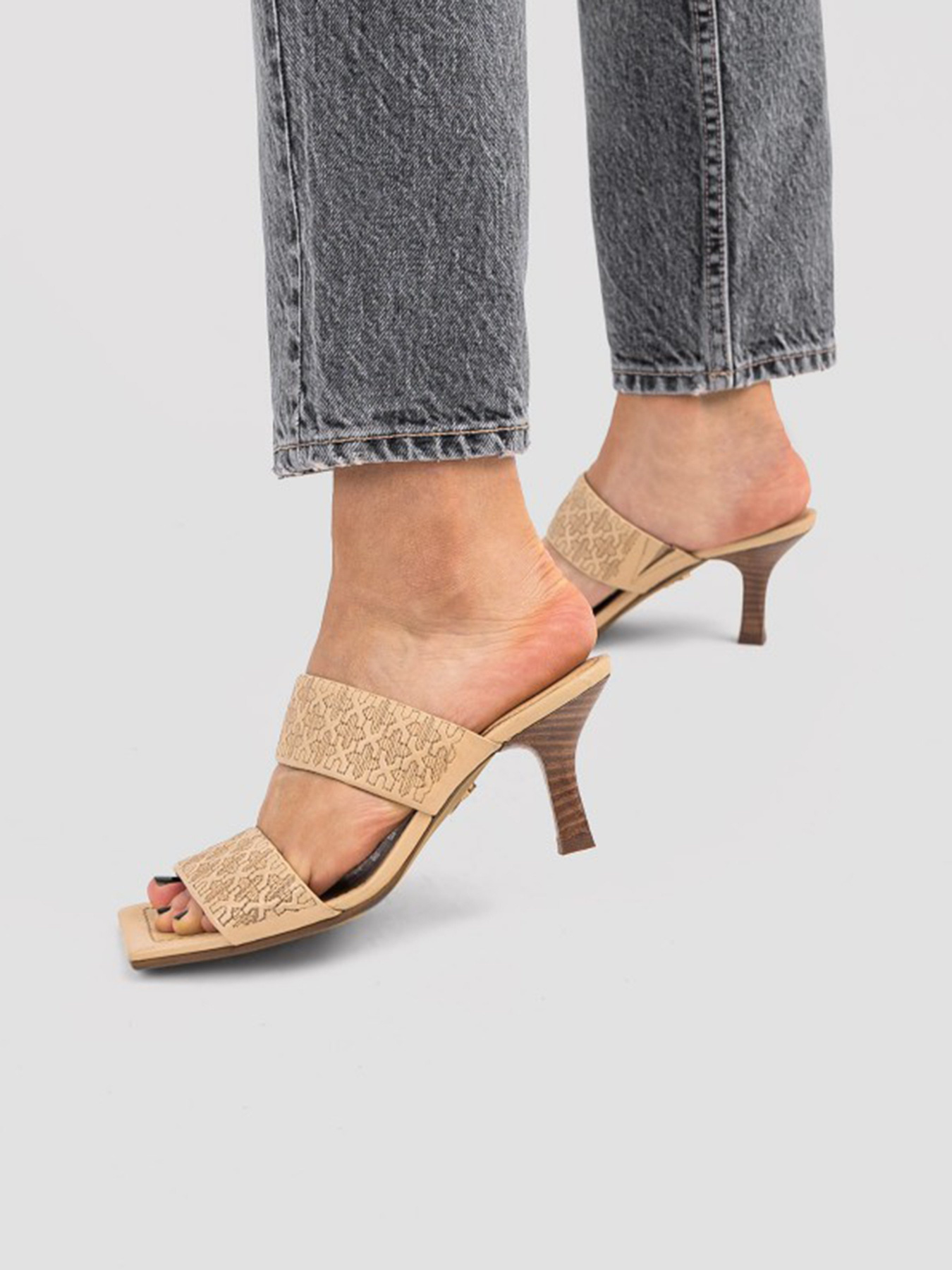 Сабо Bronx модель 84876-DE-25 Фото