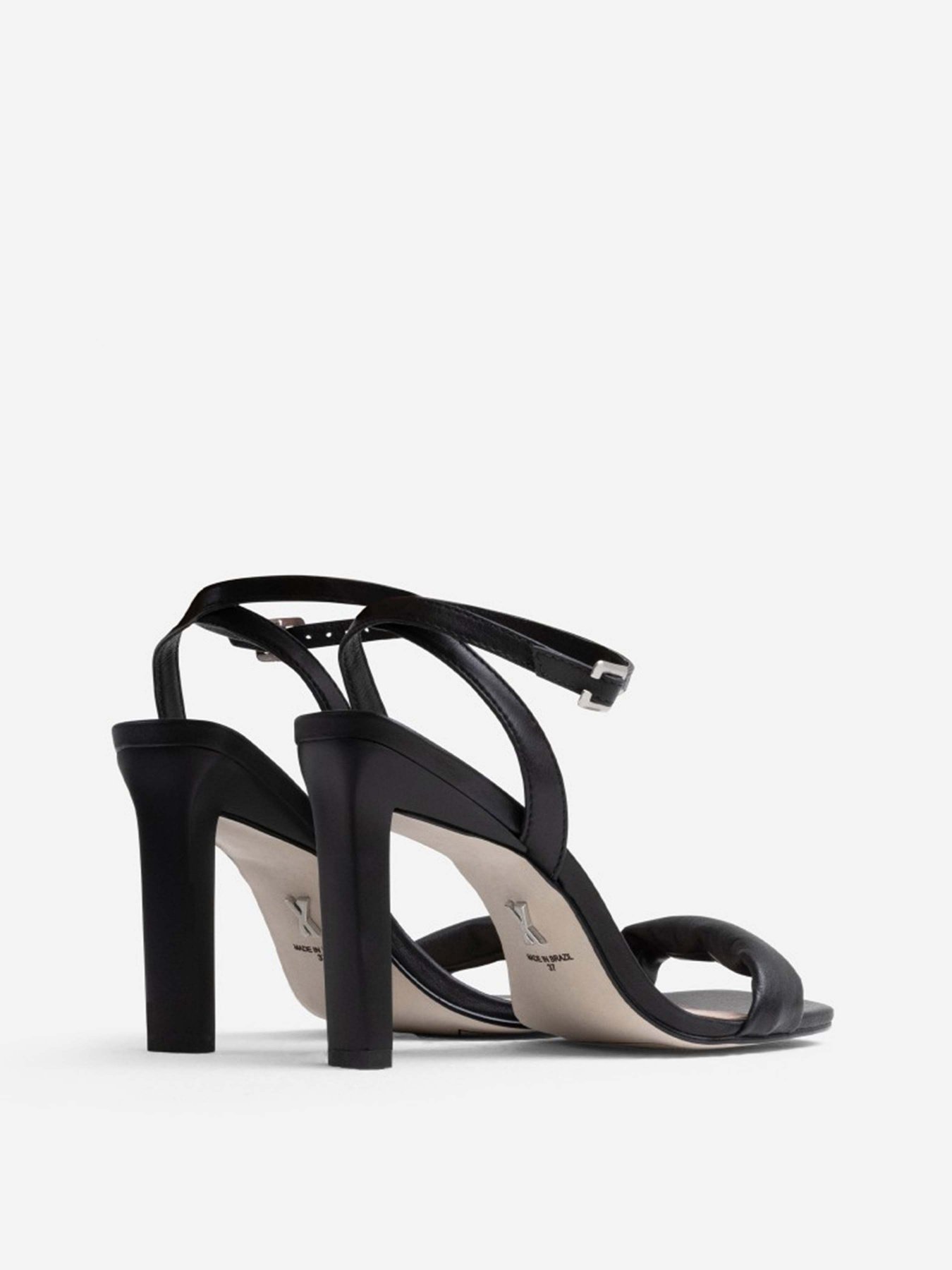 Босоніжки Bronx Aladin модель 84945-A-01 Фото