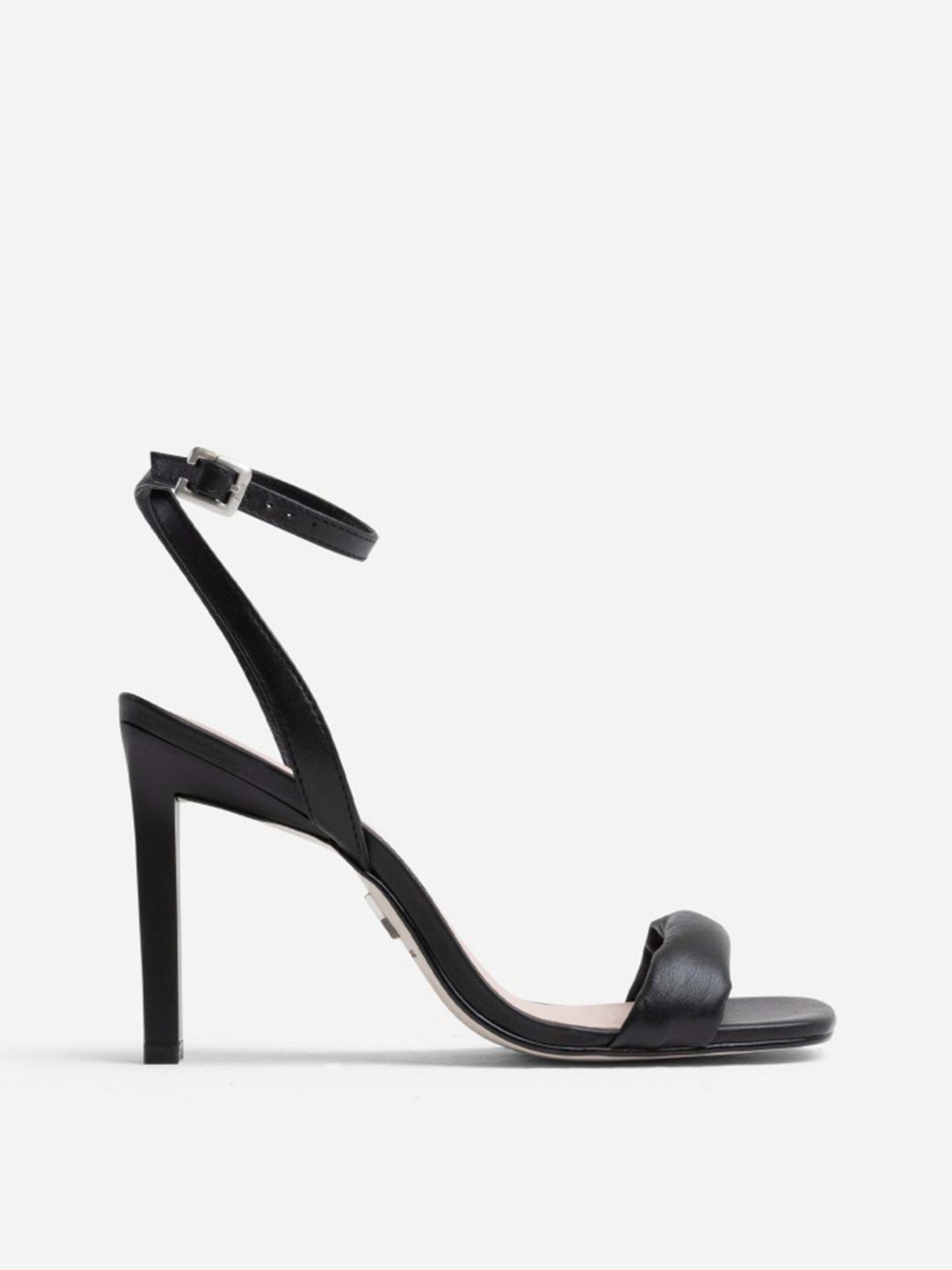 Босоніжки Bronx Aladin модель 84945-A-01 Босоніжки Bronx Aladin модель 84945-A-01 Фото