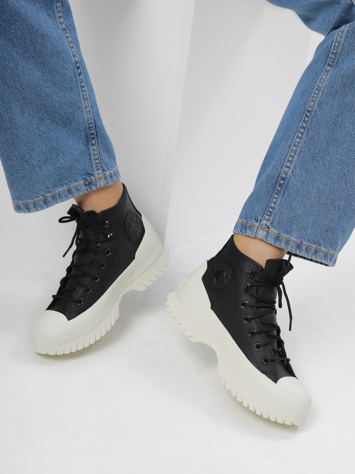 Ботинки CONVERSE Chuck Taylor All Star Lugged Winter 2.0 модель 172057C Фото