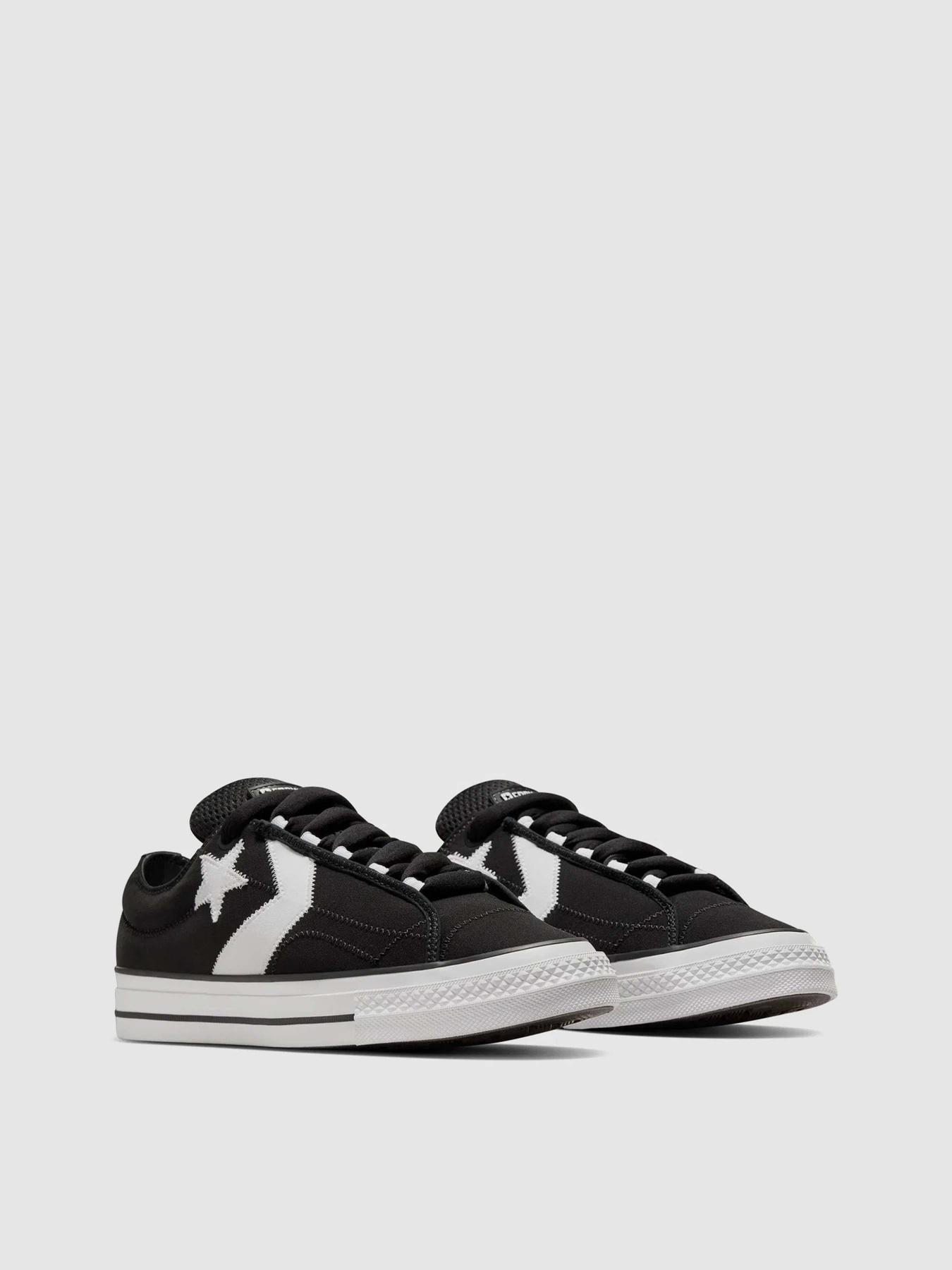 Кеди низькі CONVERSE Star Player 76 OX модель A11483C Фото