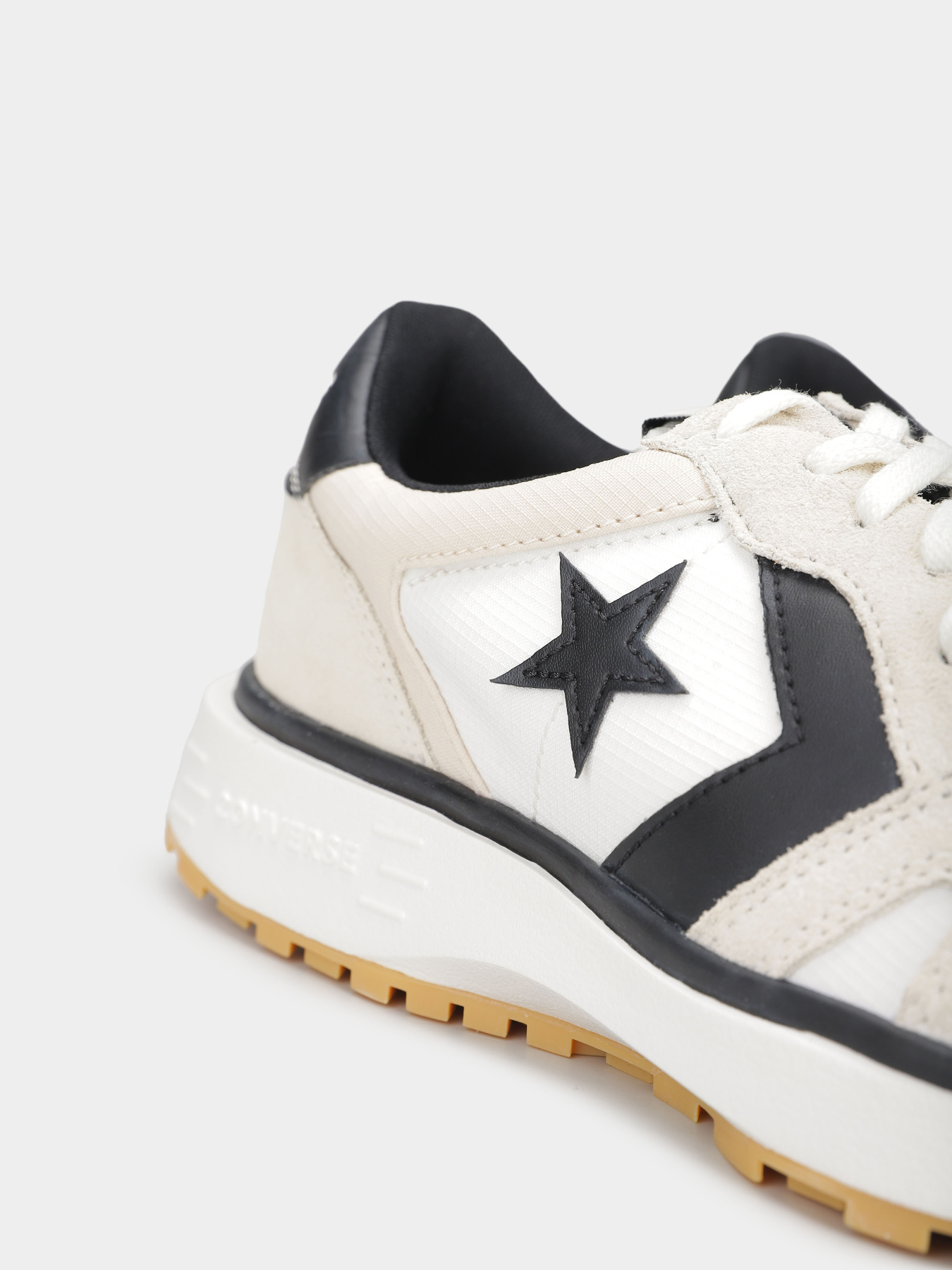 Кросівки повсякденні CONVERSE OMNI TRAINER модель A13375C Фото