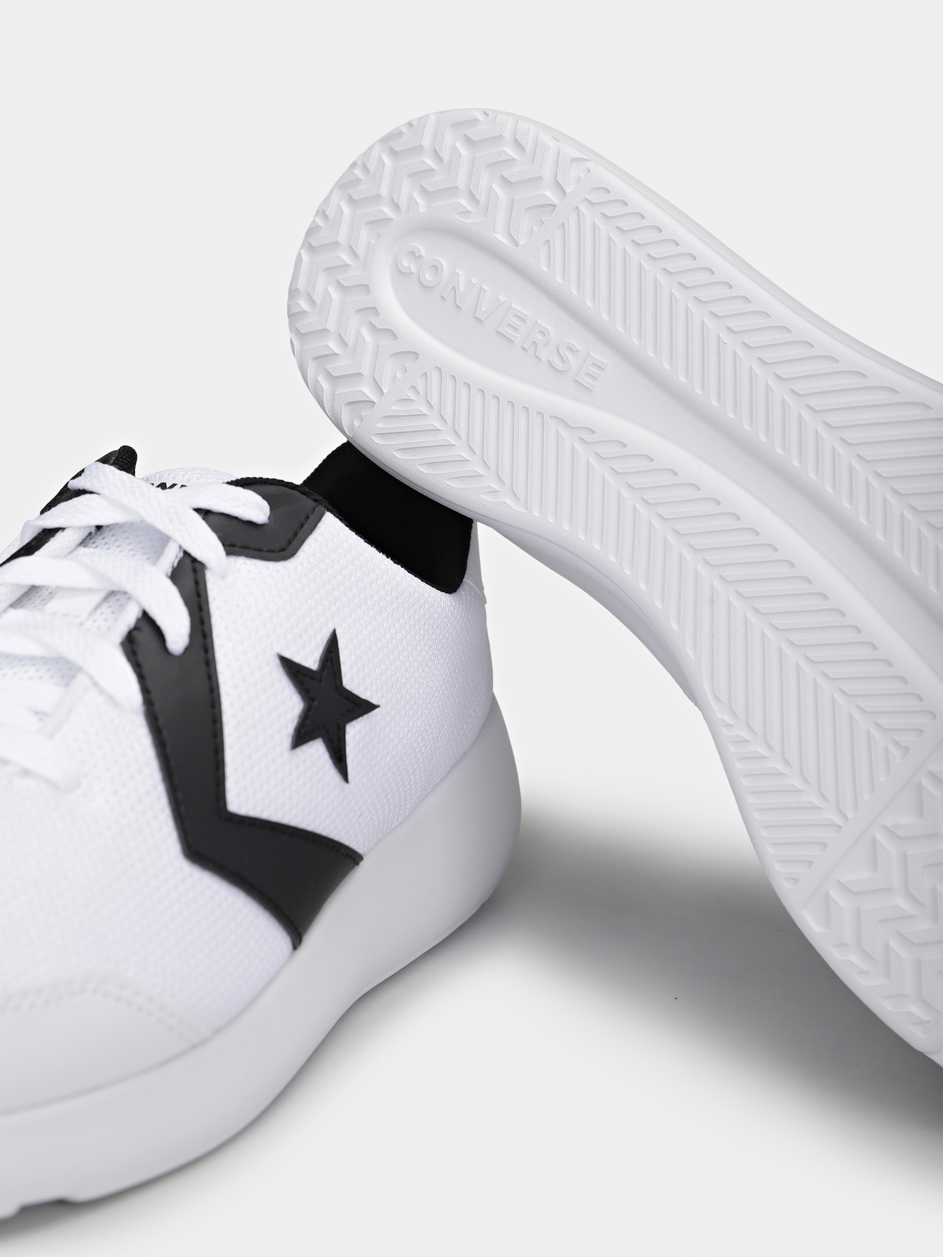 Кроссовки повседневные CONVERSE DAY ONE TRAINER OX модель A14808C Фото