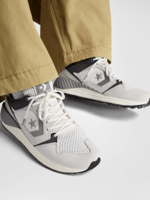 Кросівки повсякденні CONVERSE WAVE TRAINER модель A12837C Фото