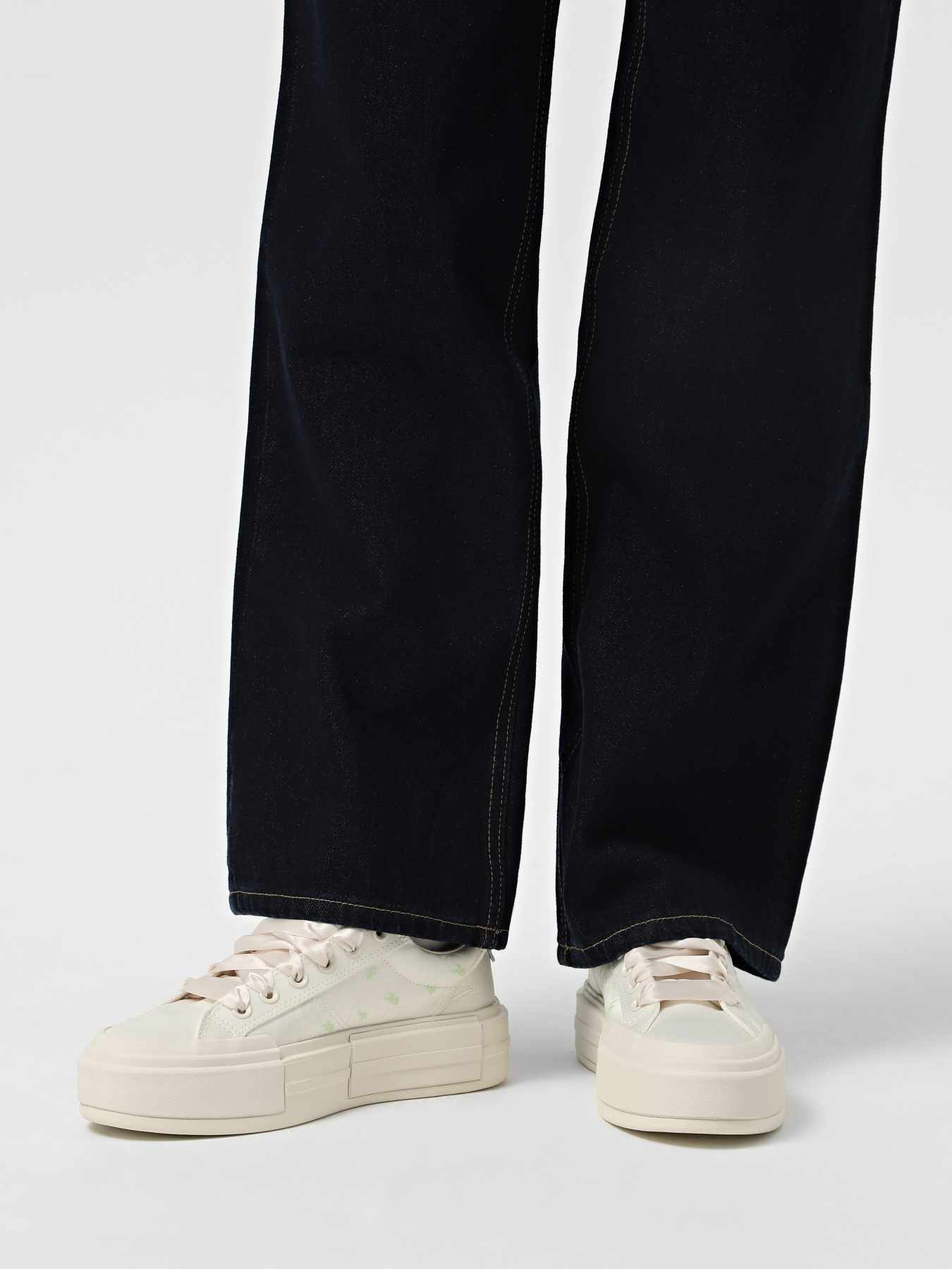 Кеди низькі CONVERSE CHUCK TAYLOR ALL STAR CRUISE T модель A14212C Фото