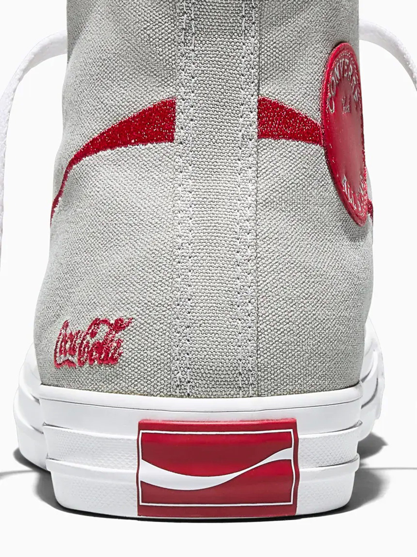 Кеды высокие CONVERSE CHUCK TAYLOR ALL STAR модель A18436C Кеды высокие CONVERSE CHUCK TAYLOR ALL STAR модель A18436C Фото