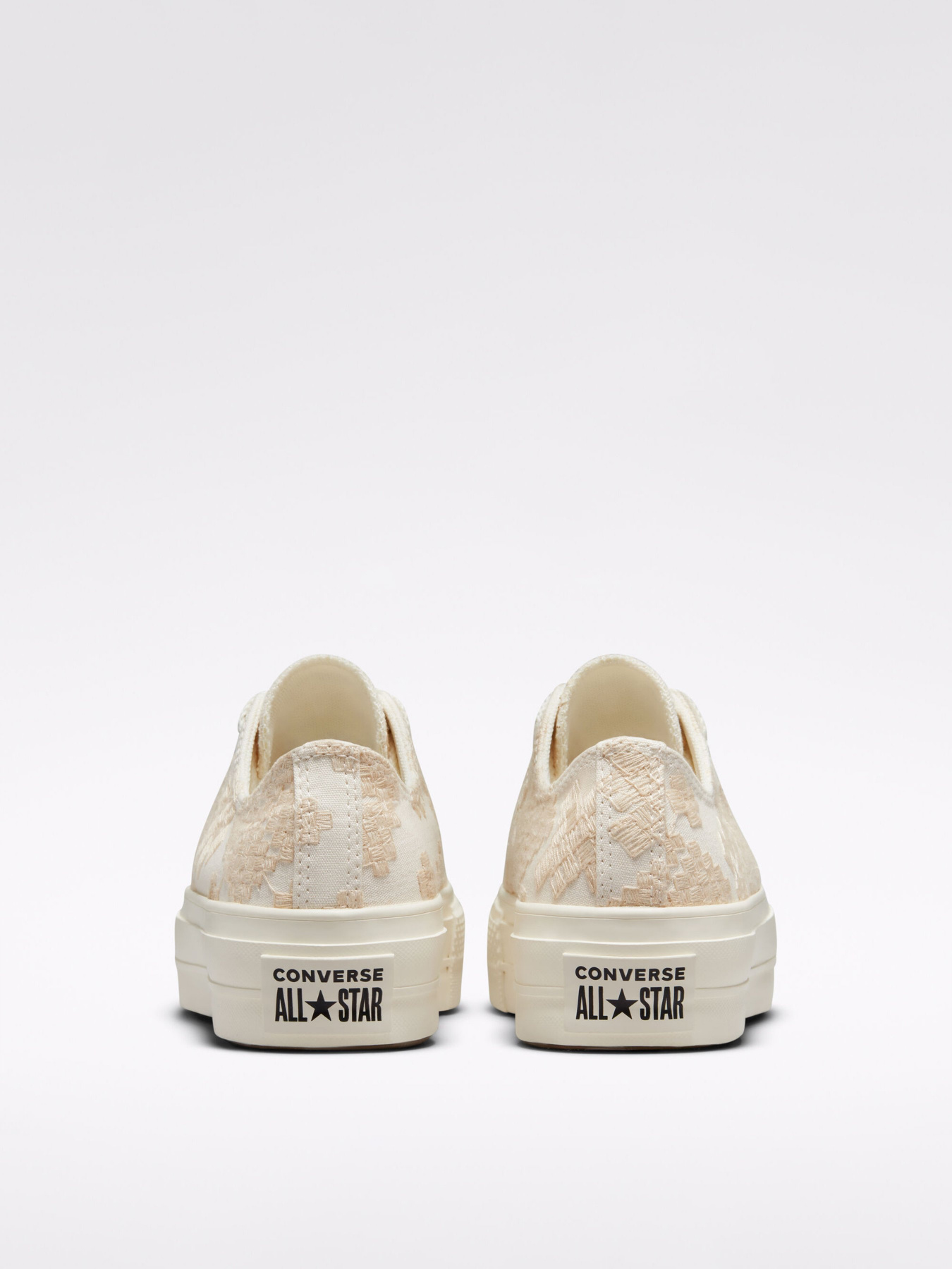 Кеды низкие CONVERSE Chuck Taylor All Star Lift Festival Broderie модель A02225C Фото