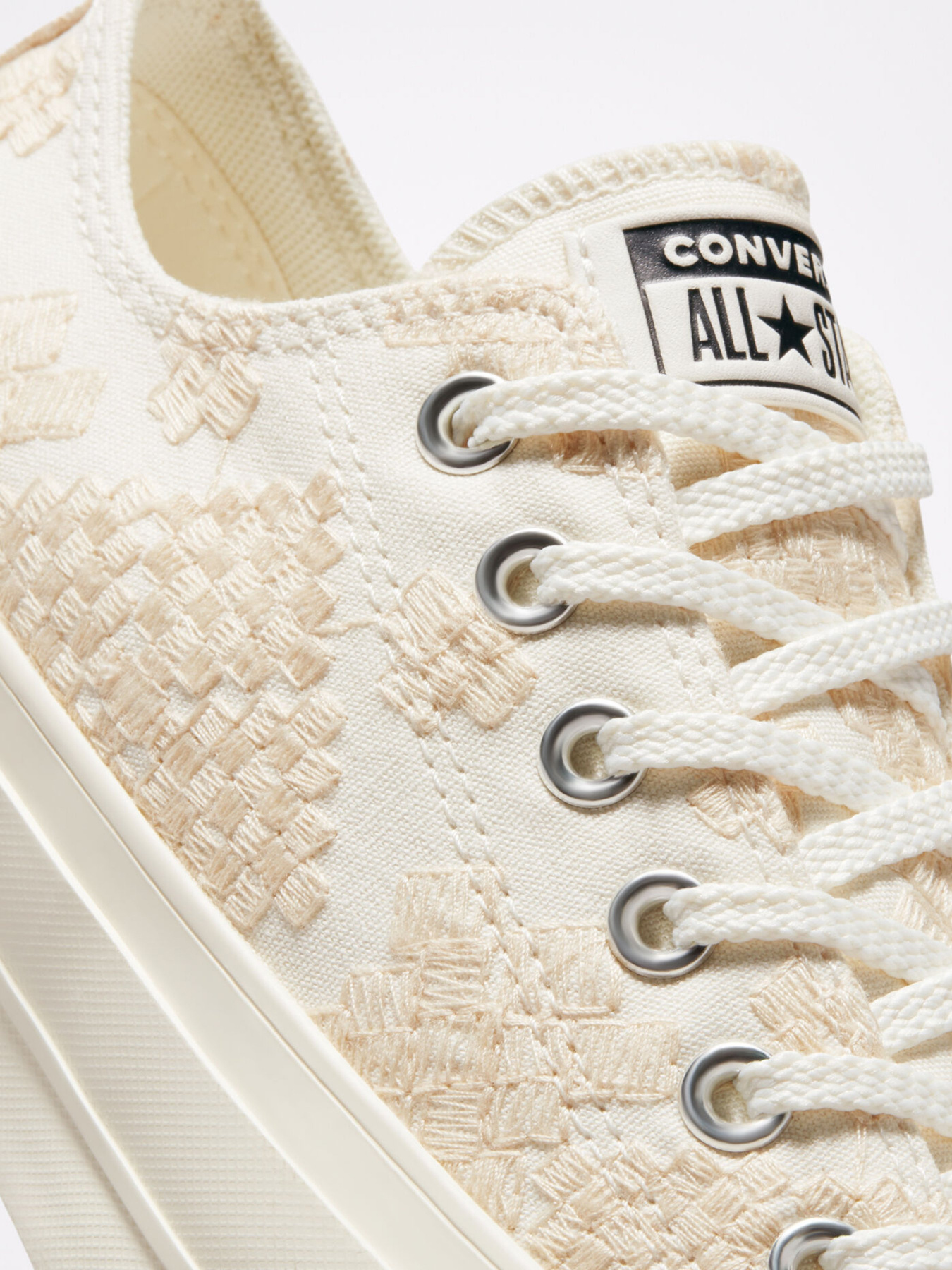 Кеды низкие CONVERSE Chuck Taylor All Star Lift Festival Broderie модель A02225C Фото