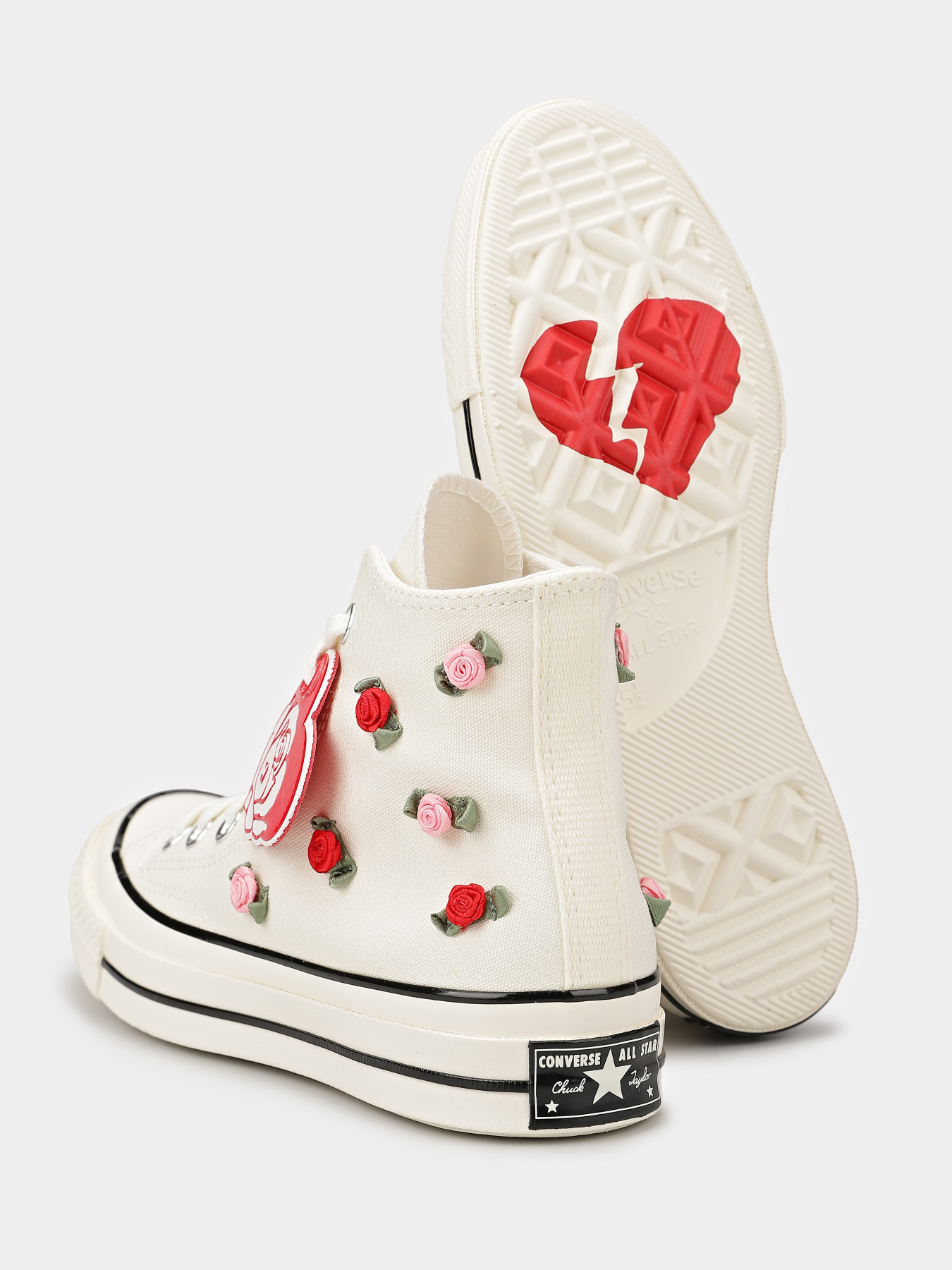 Кеды высокие CONVERSE CHUCK 70 HI модель A10637C Кеды высокие CONVERSE CHUCK 70 HI модель A10637C Фото