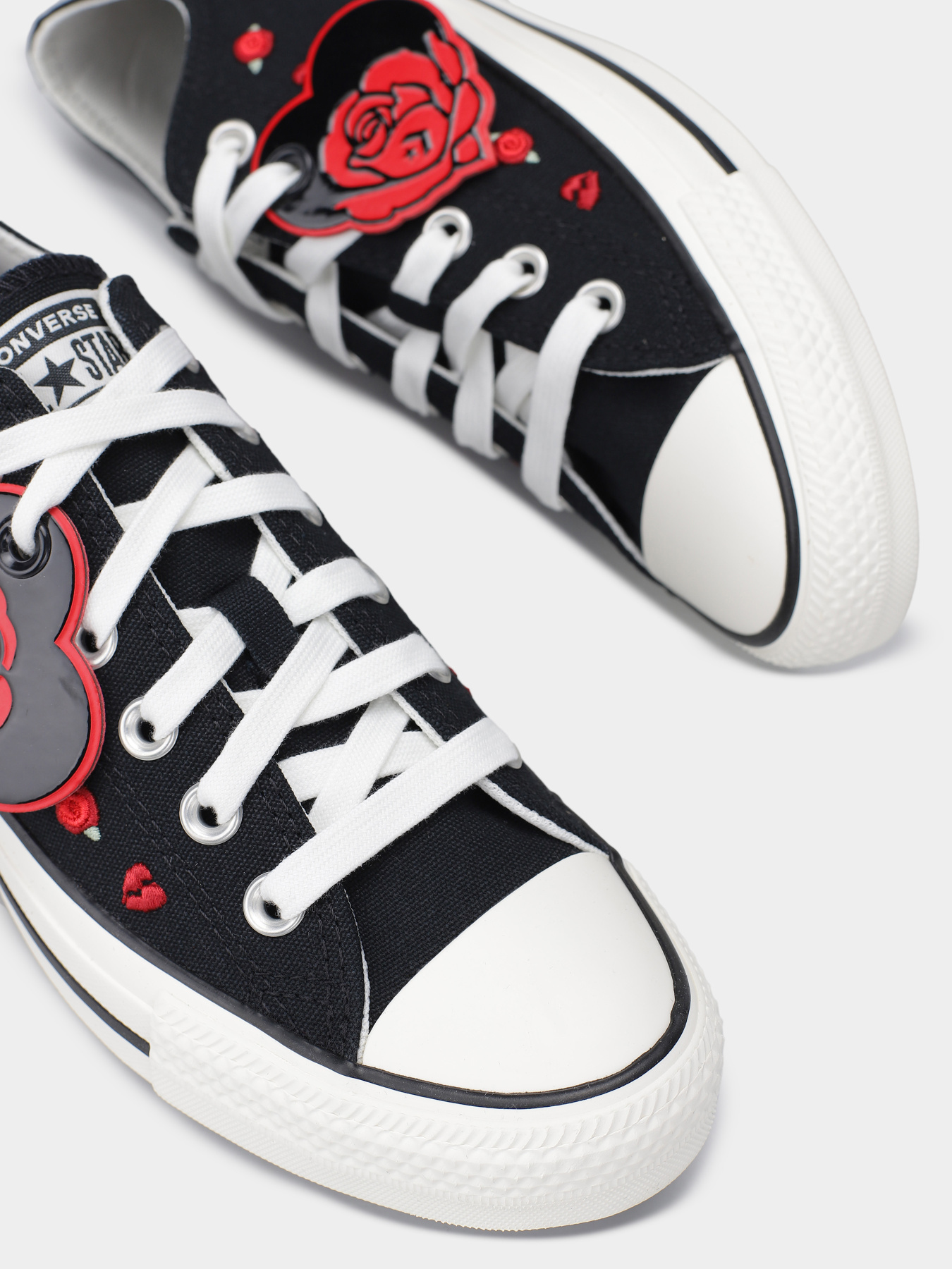 Кеды низкие CONVERSE CHUCK TAYLOR ALL STAR ROSES модель A13651C Фото