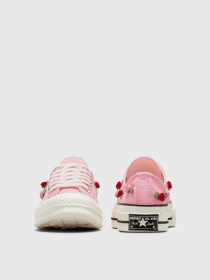 Кеды низкие CONVERSE Chuck 70 Valentine's Day модель A13649C Фото