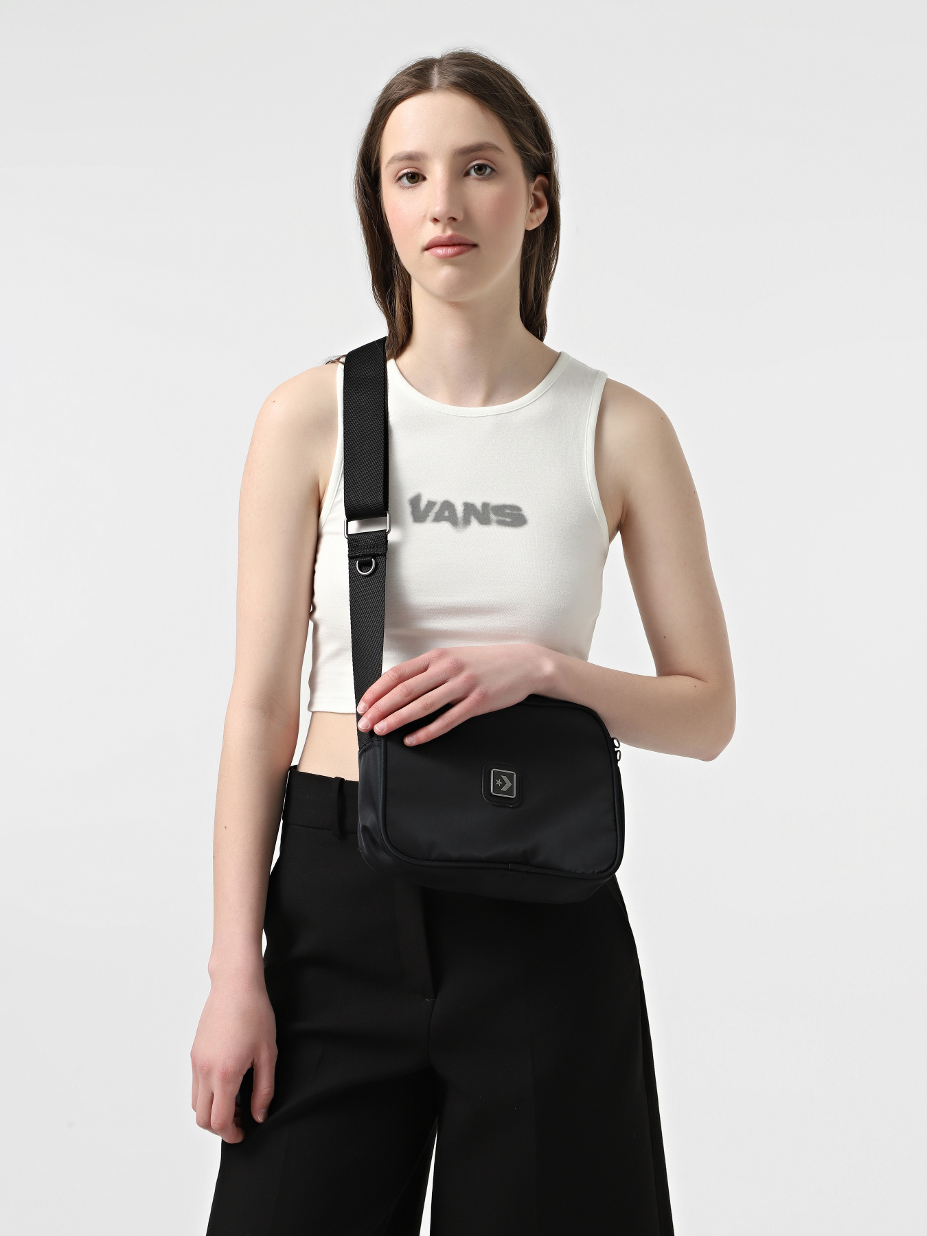 Кросс-боди CONVERSE PREMIUM CAMERA модель 10025454-001 Кросс-боди CONVERSE PREMIUM CAMERA модель 10025454-001 Фото