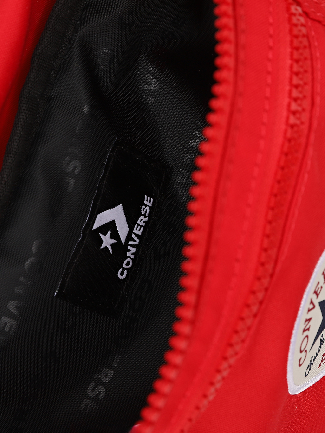 Поясная сумка CONVERSE GO 2 модель 10027417-600 Поясная сумка CONVERSE GO 2 модель 10027417-600 Фото