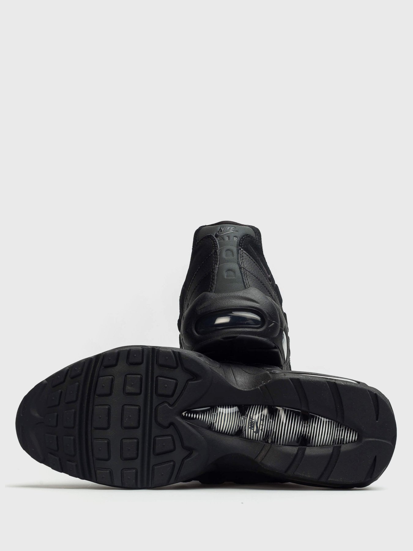 Кроссовки NIKE Air Max 95 Essential модель AT9865-001 Фото