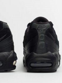 Кроссовки NIKE Air Max 95 Essential модель AT9865-001 Фото