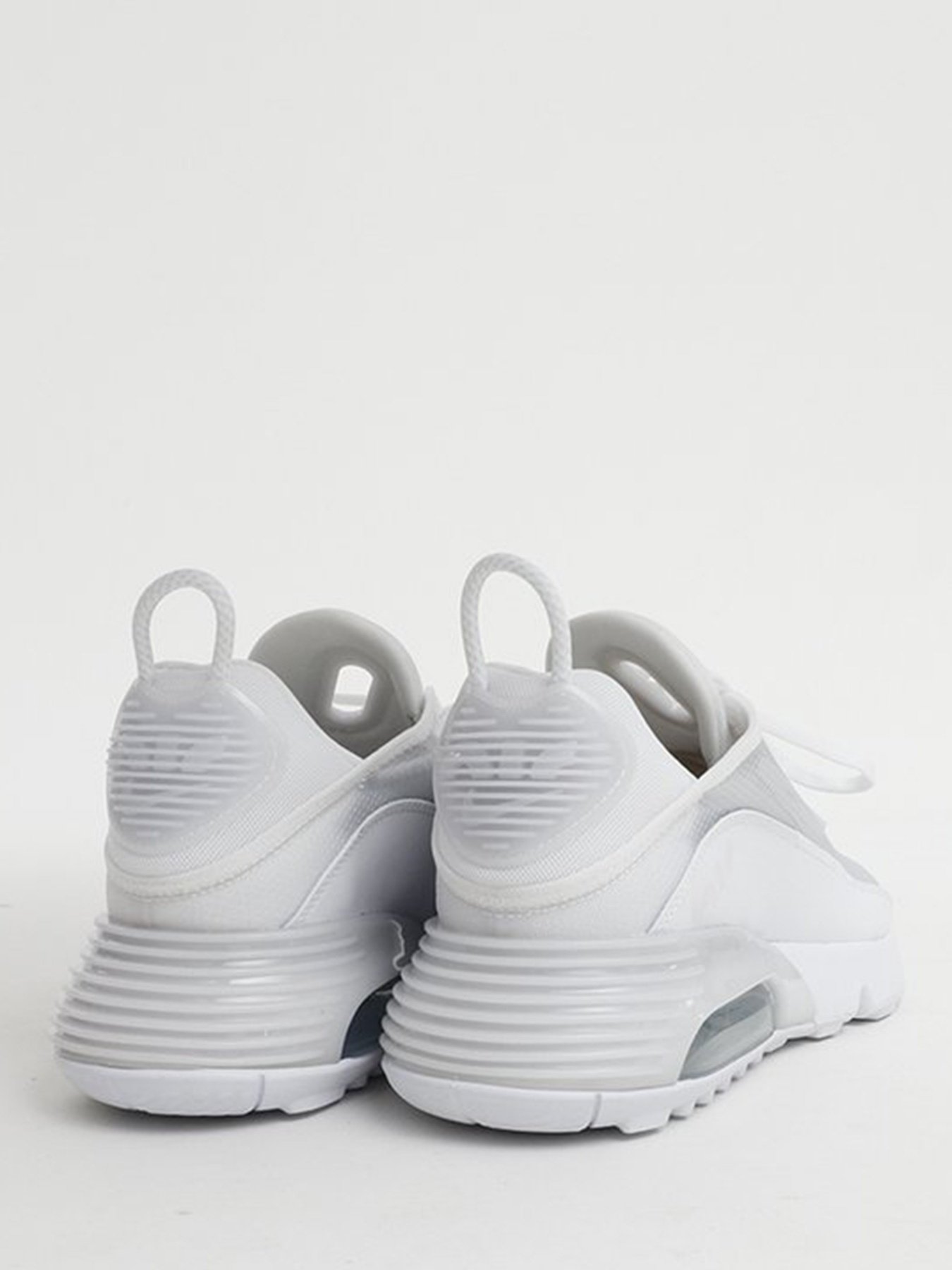 Кросівки повсякденні NIKE Air Max 2090 модель BV9977-100 Кросівки повсякденні NIKE Air Max 2090 модель BV9977-100 Фото