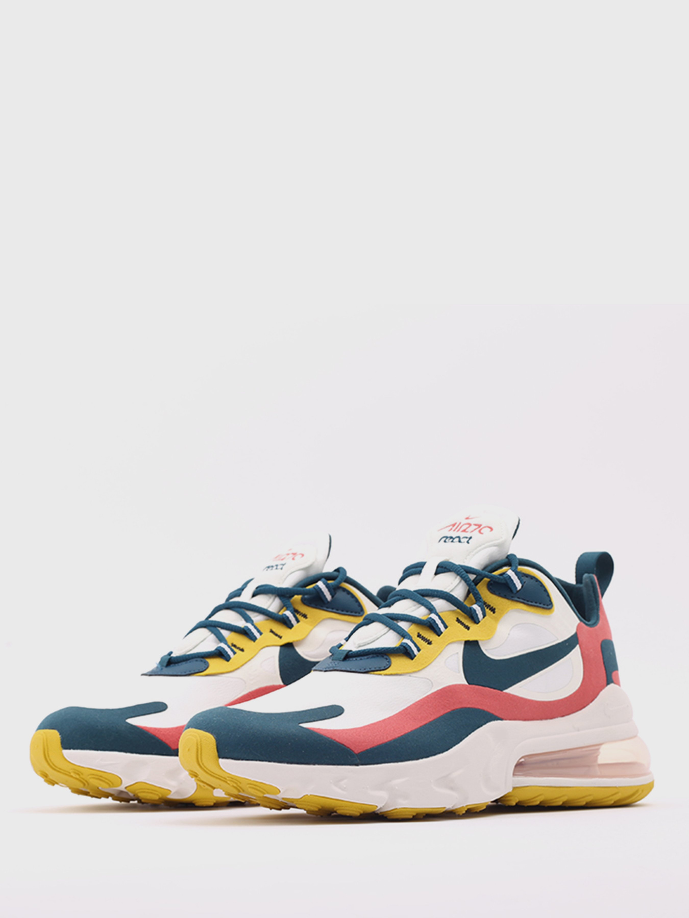 Кросівки NIKE Air Max 270 React модель CT1264-103 Фото
