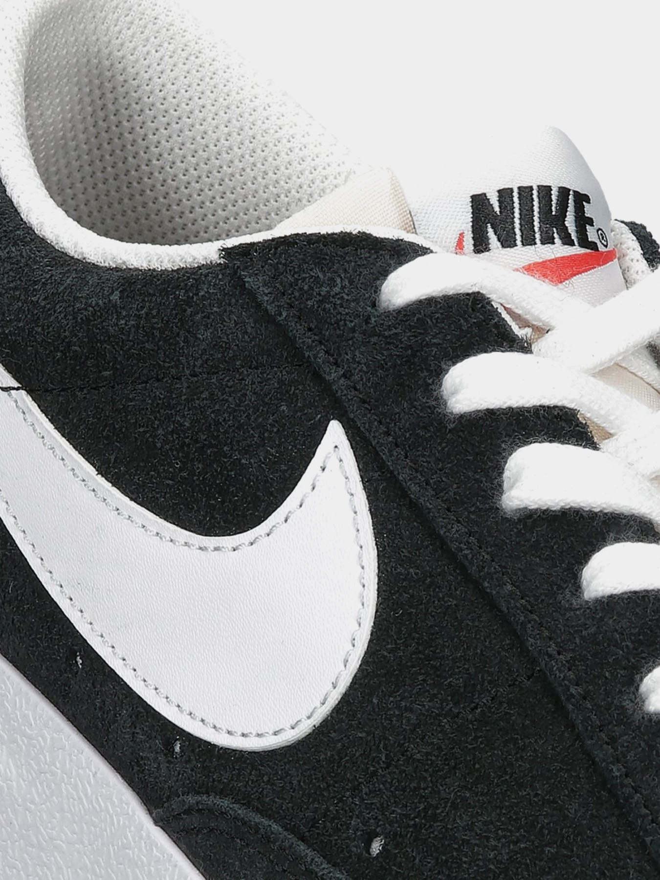 Кеди низькі NIKE BLAZER LOW '77 SUEDE модель DA7254-001 Фото