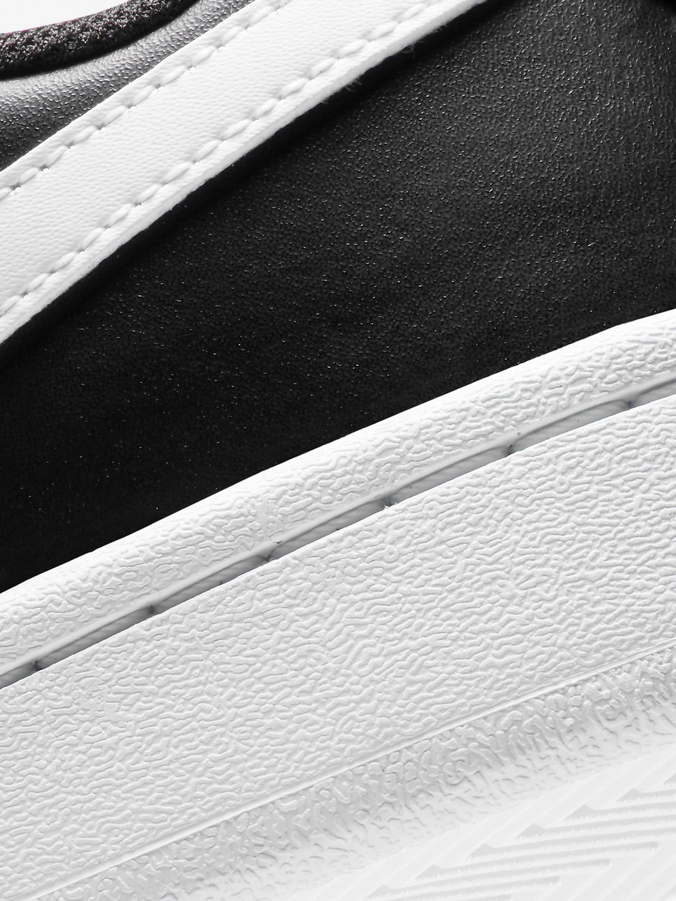 Кеди низькі NIKE Court Royale 2 модель CQ9246-001 Фото